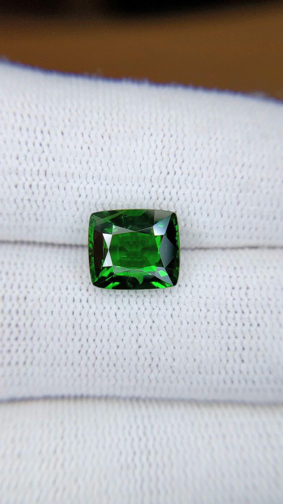 3.57 Ct. Tsavorite Garnet from Tanzania Size Video