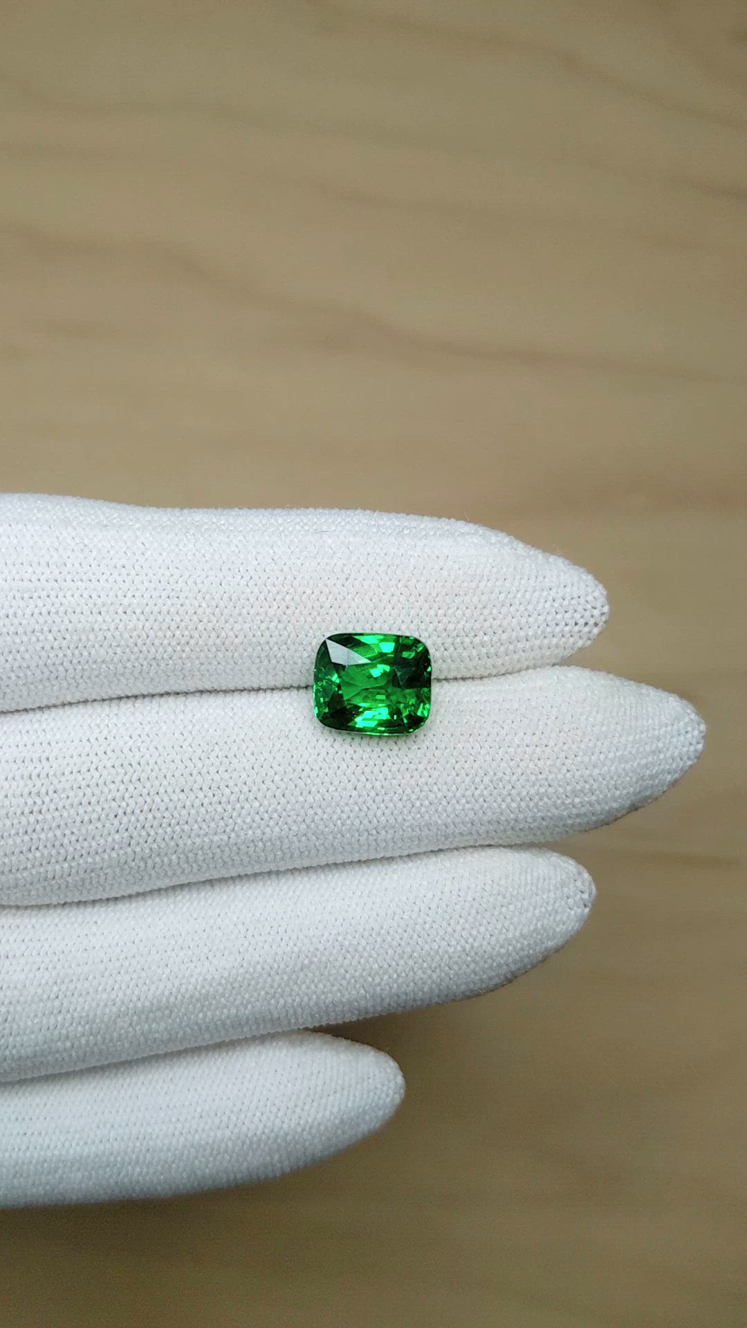 4.09 Ct. Tsavorite Garnet from Tanzania Size Video