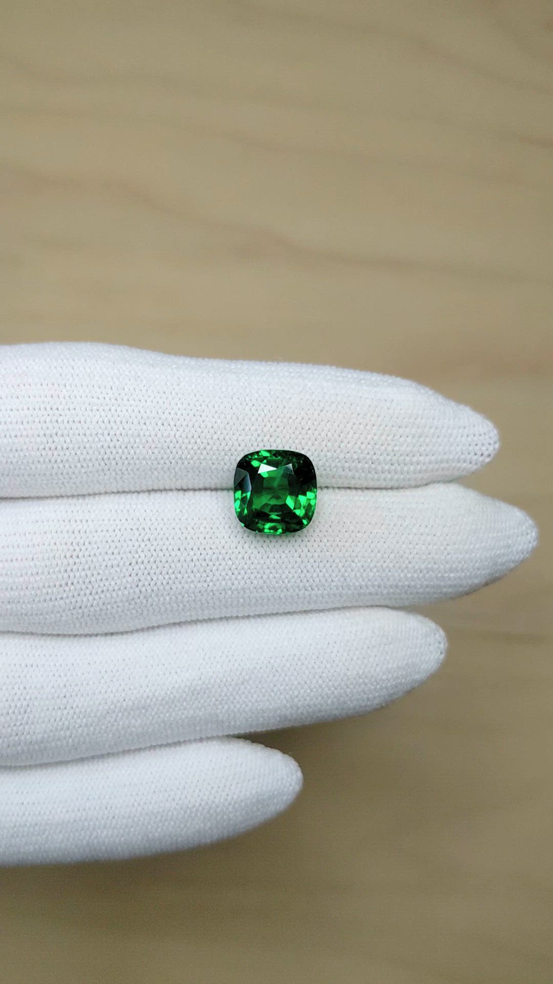 6.03 Ct. Tsavorite Garnet from Tanzania Size Video