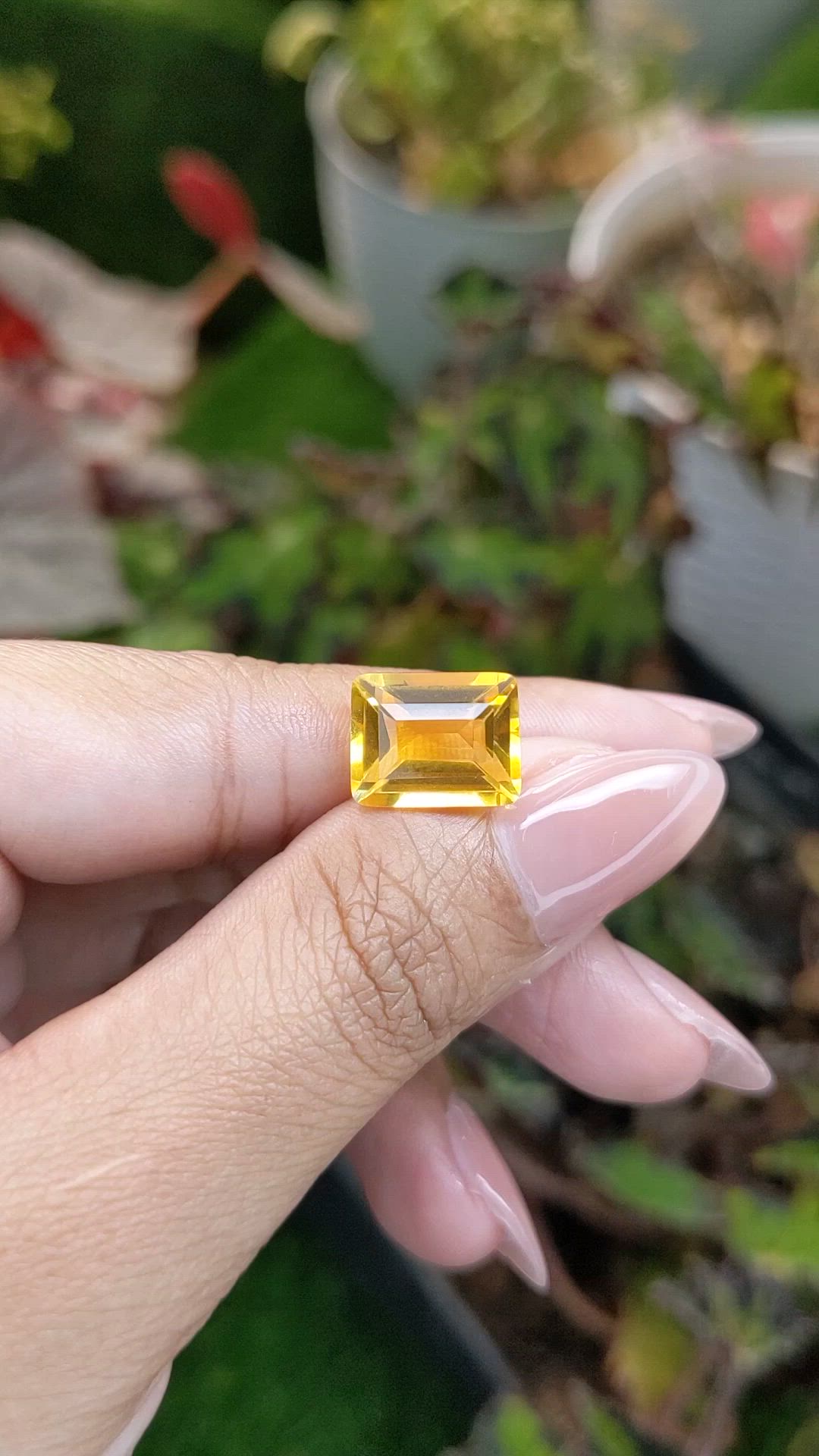 5.73 Ct. Yellow Citrine from Brazil Size Video