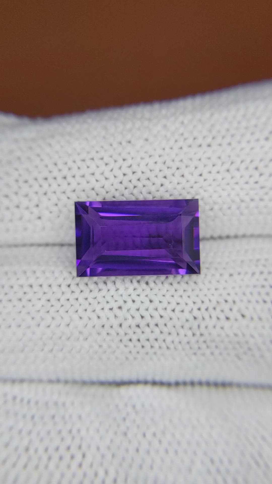 5.70 Ct. Purple Amethyst from Ceylon (Sri Lanka) Size Video