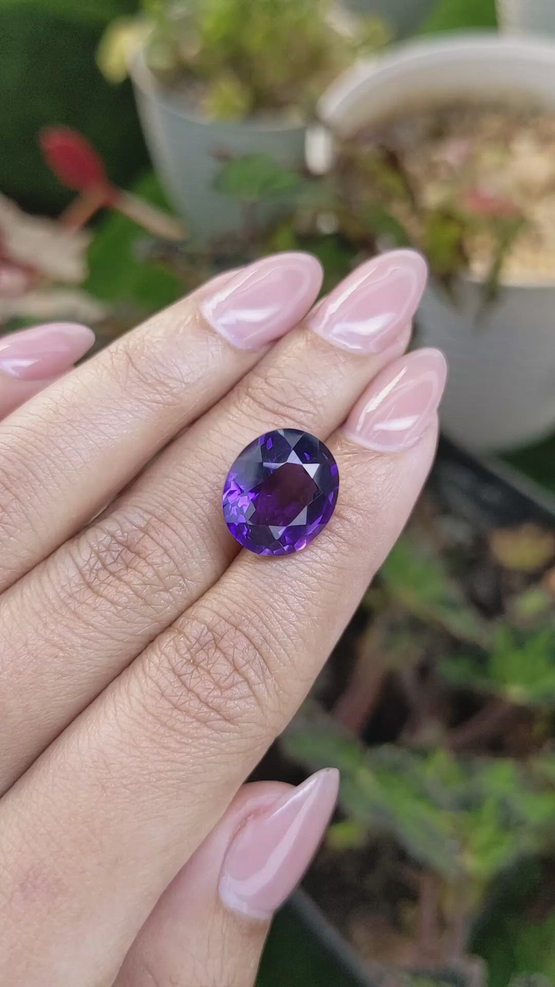 8.73 Ct. Purple Amethyst from Ceylon (Sri Lanka) Size Video