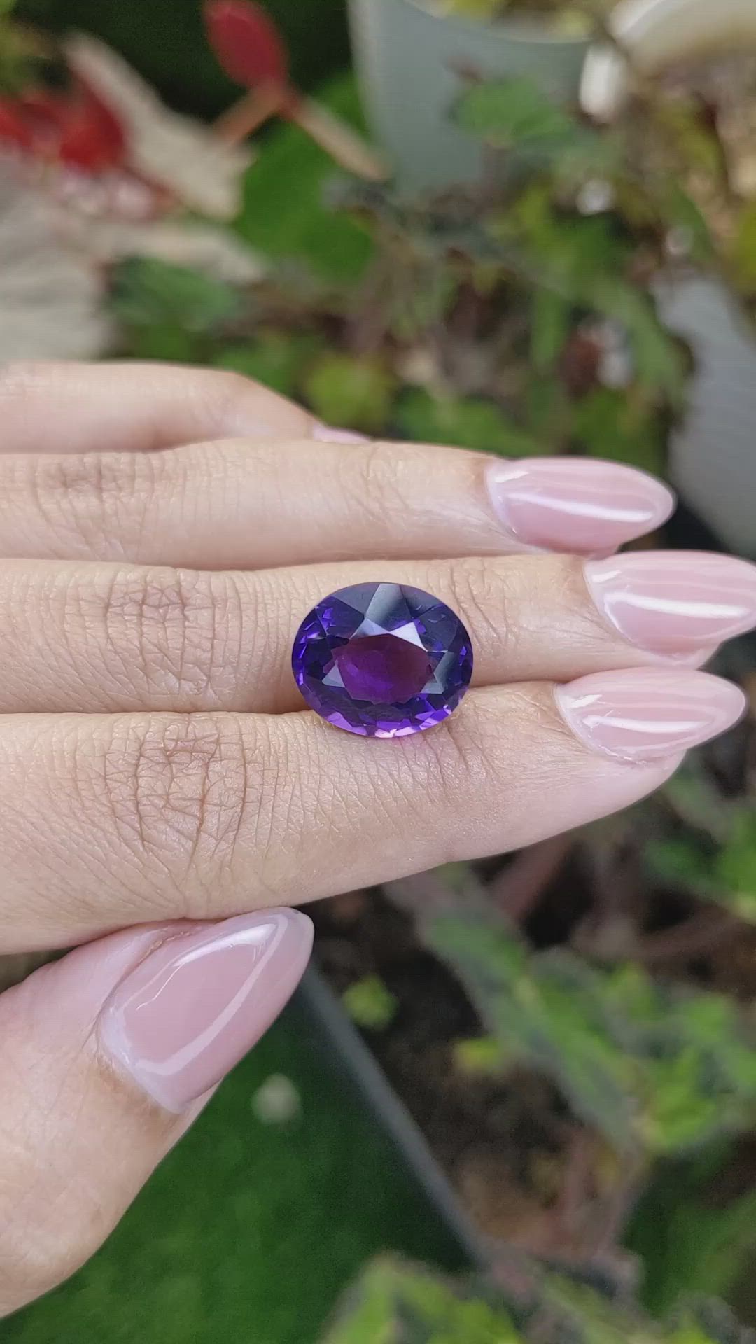 8.73 Ct. Purple Amethyst from Ceylon (Sri Lanka) Size Video