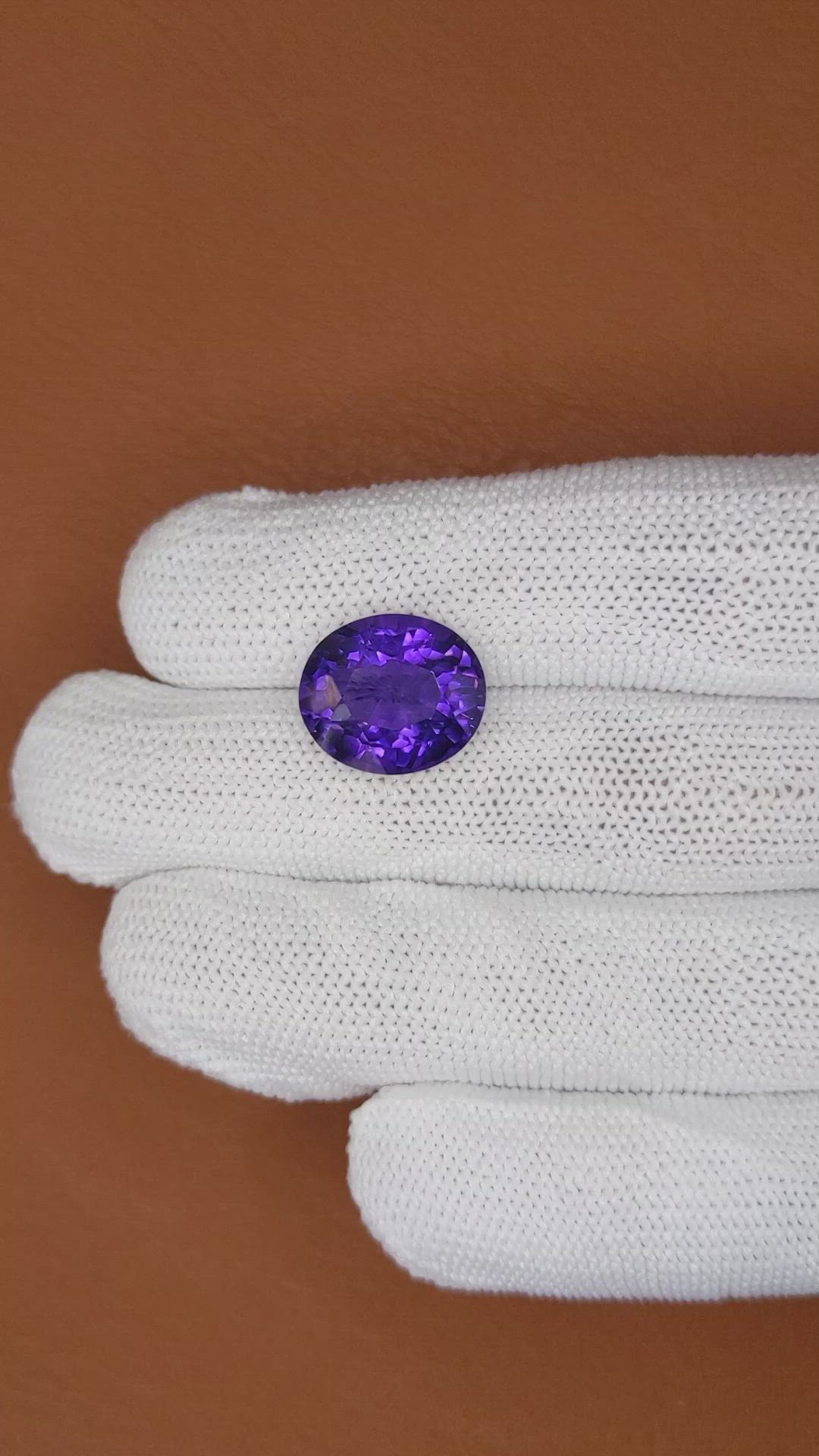 8.73 Ct. Purple Amethyst from Ceylon (Sri Lanka) Size Video