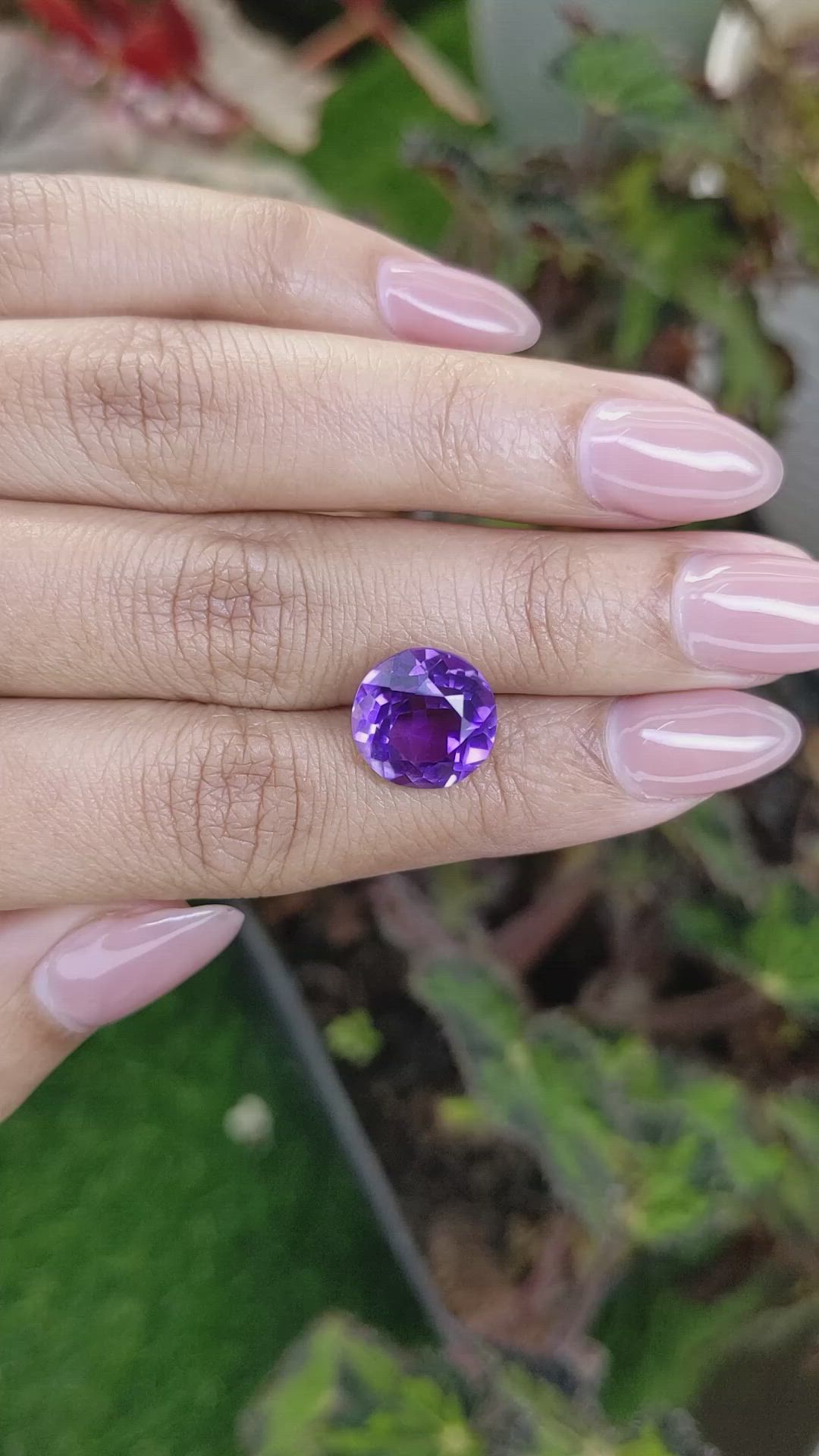 5.93 Ct. Purple Amethyst from Ceylon (Sri Lanka) Size Video