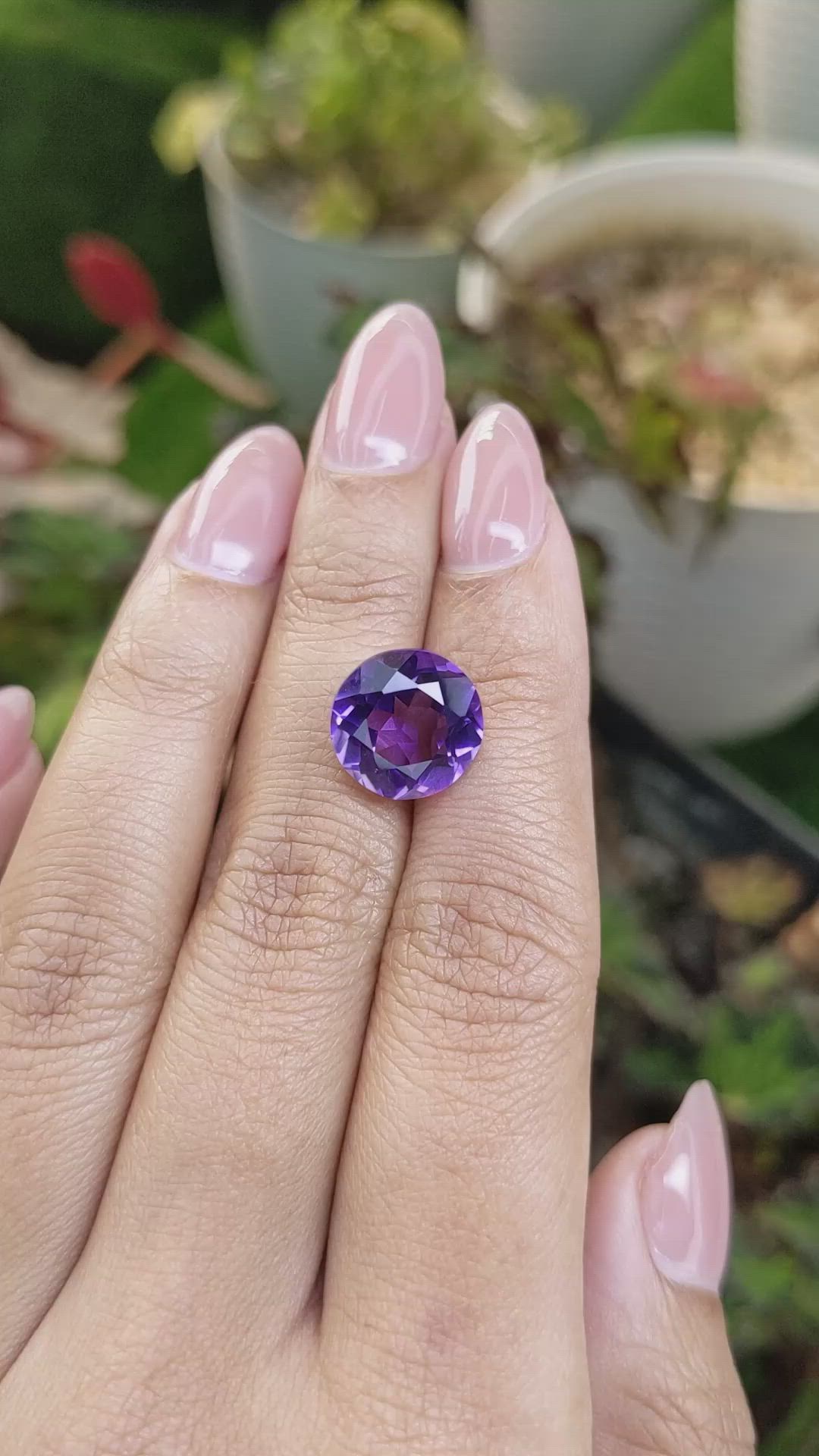 6.05 Ct. Purple Amethyst from Ceylon (Sri Lanka) Size Video