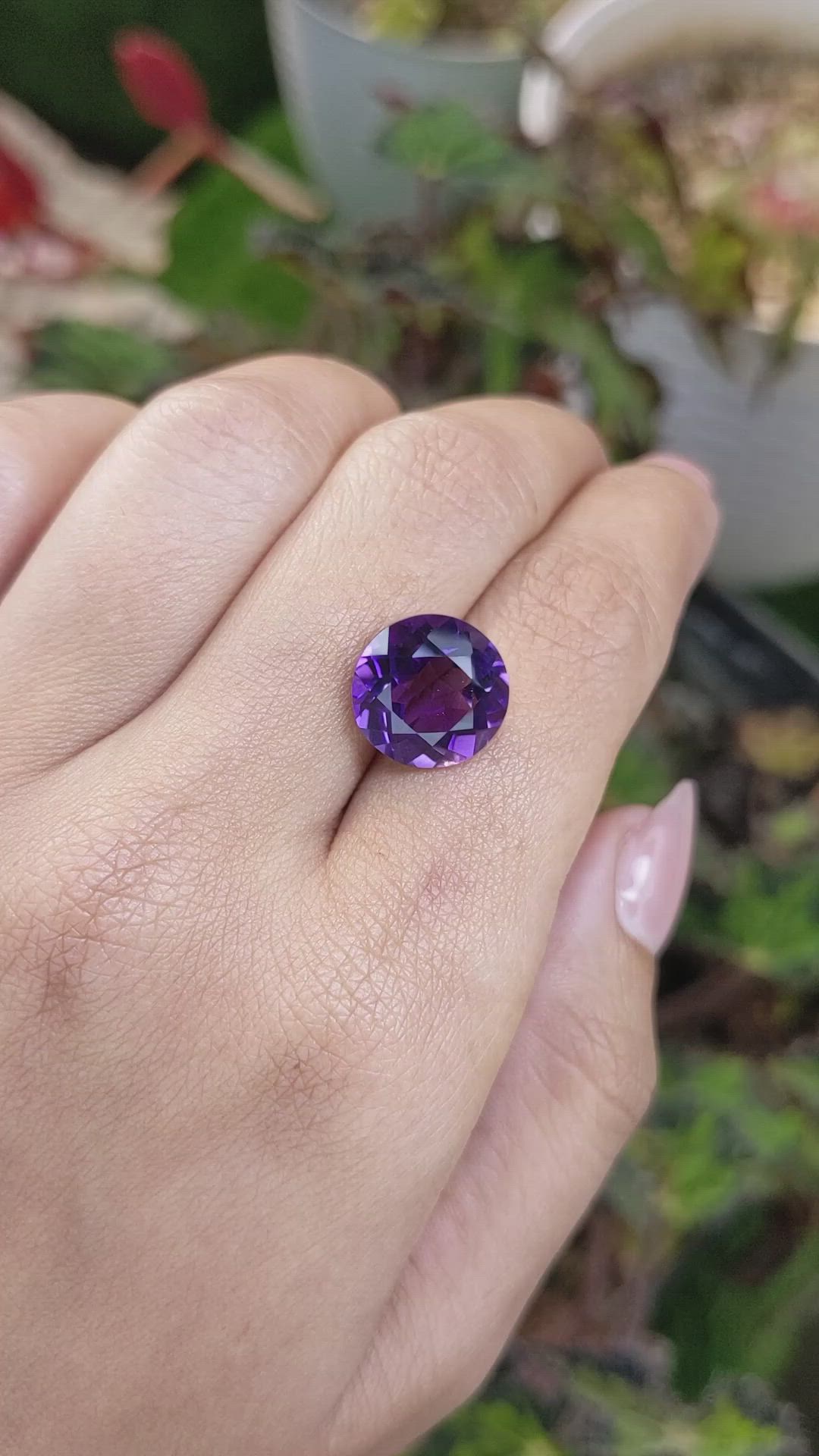 6.23 Ct. Purple Amethyst from Ceylon (Sri Lanka) Size Video