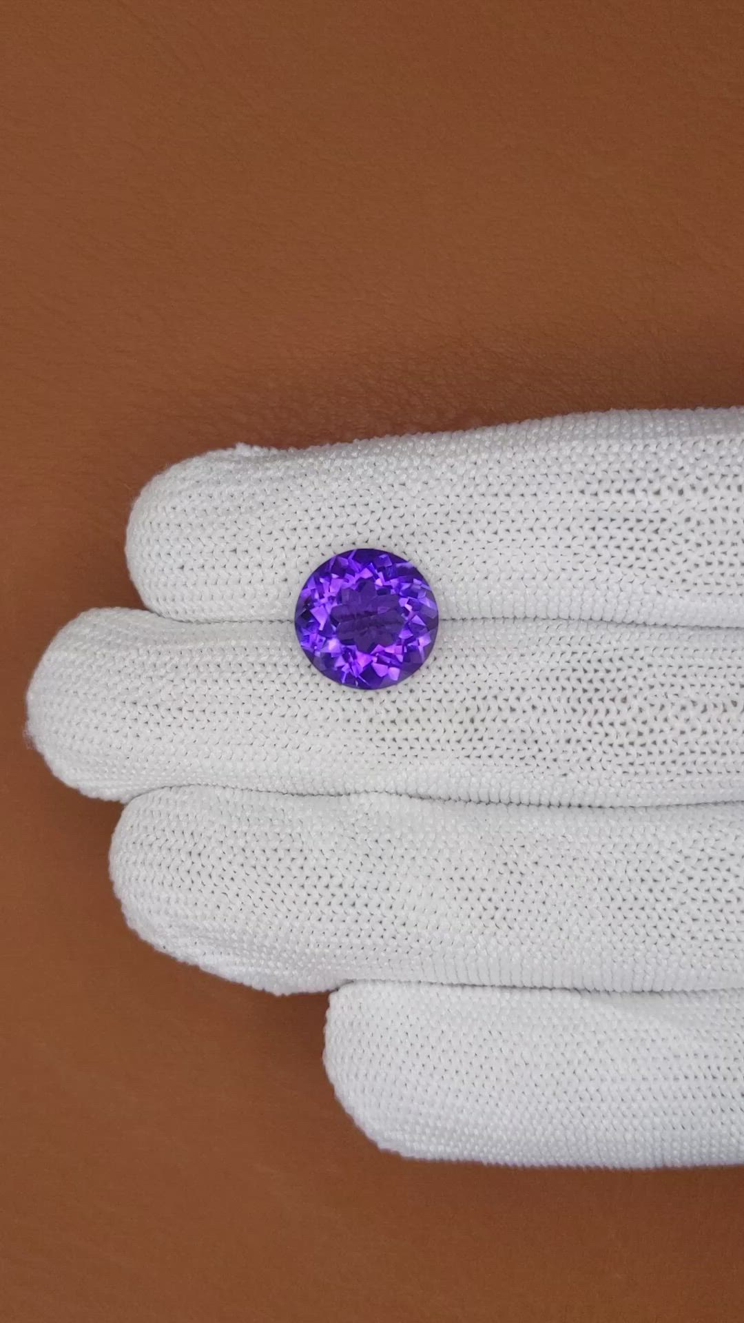 6.23 Ct. Purple Amethyst from Ceylon (Sri Lanka) Size Video