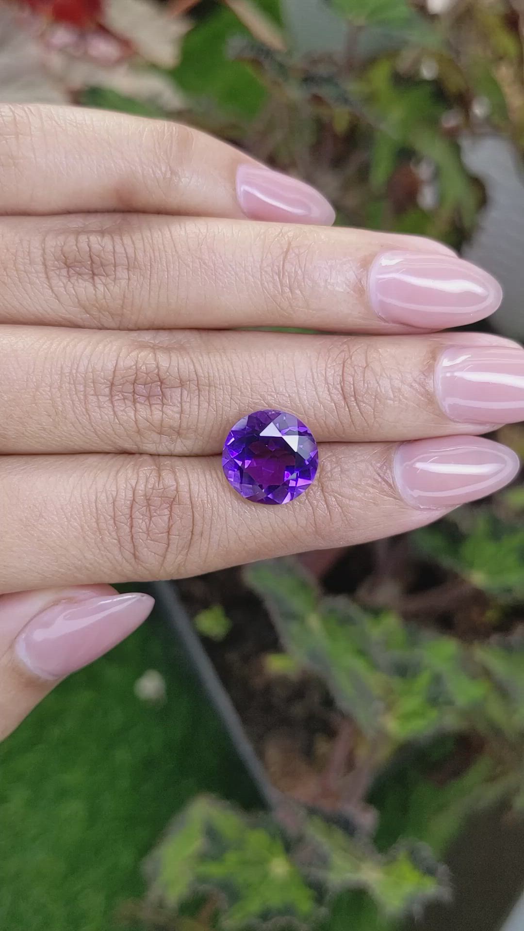 6.17 Ct. Purple Amethyst from Ceylon (Sri Lanka) Size Video