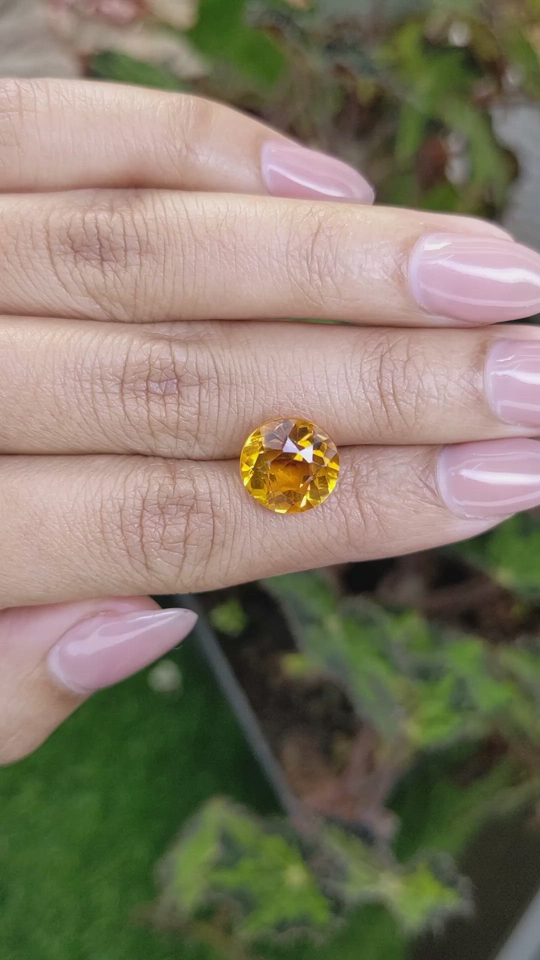 5.03 Ct. Orangish Yellow Citrine from Ceylon (Sri Lanka) Size Video