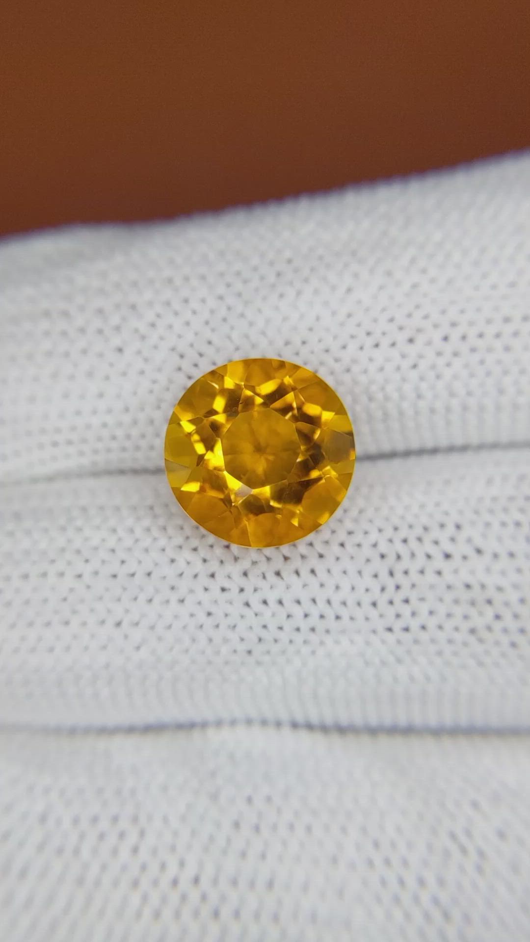 5.03 Ct. Orangish Yellow Citrine from Ceylon (Sri Lanka) Size Video