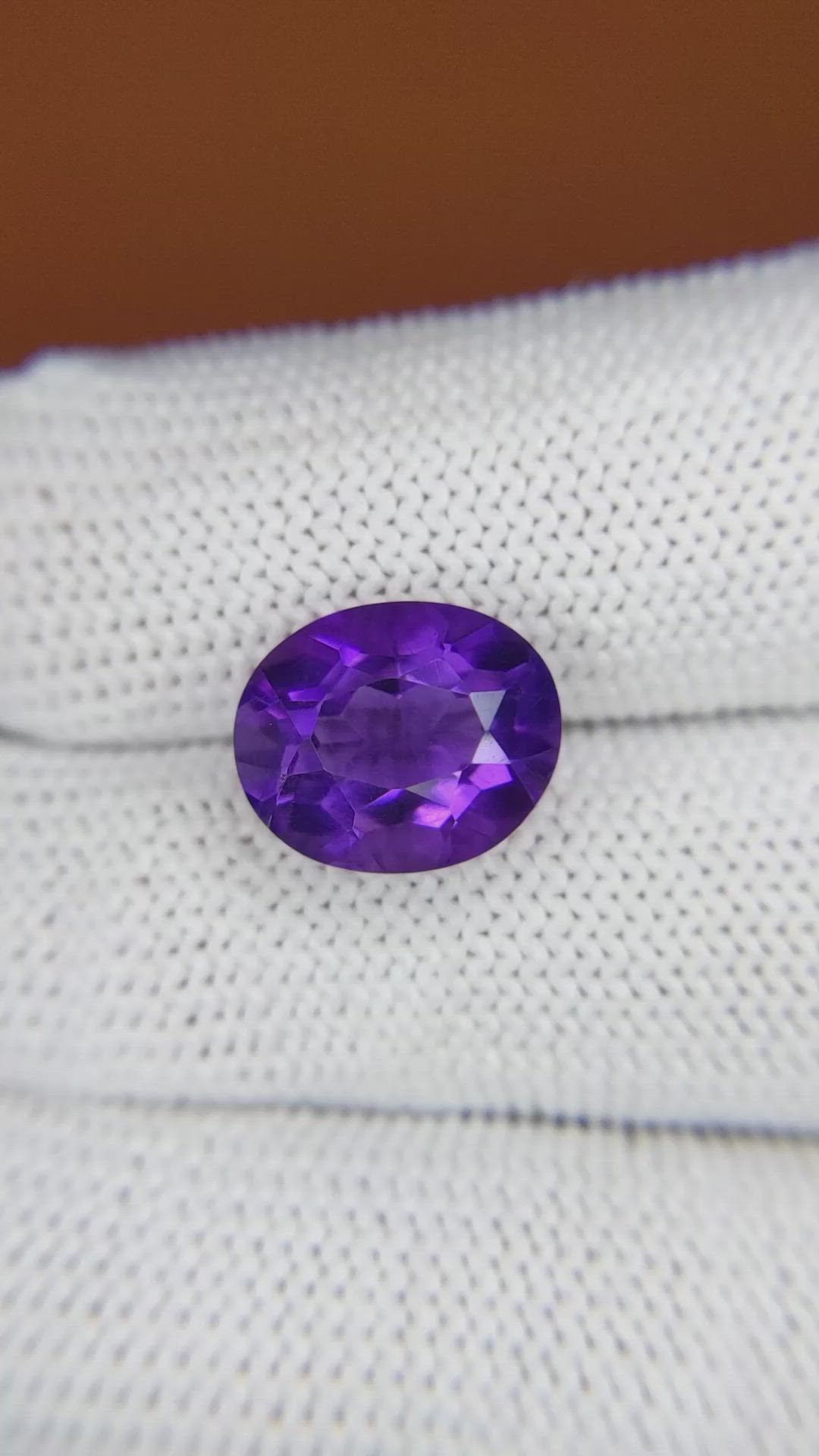 5.27 Ct. Purple Amethyst from Ceylon (Sri Lanka) Size Video