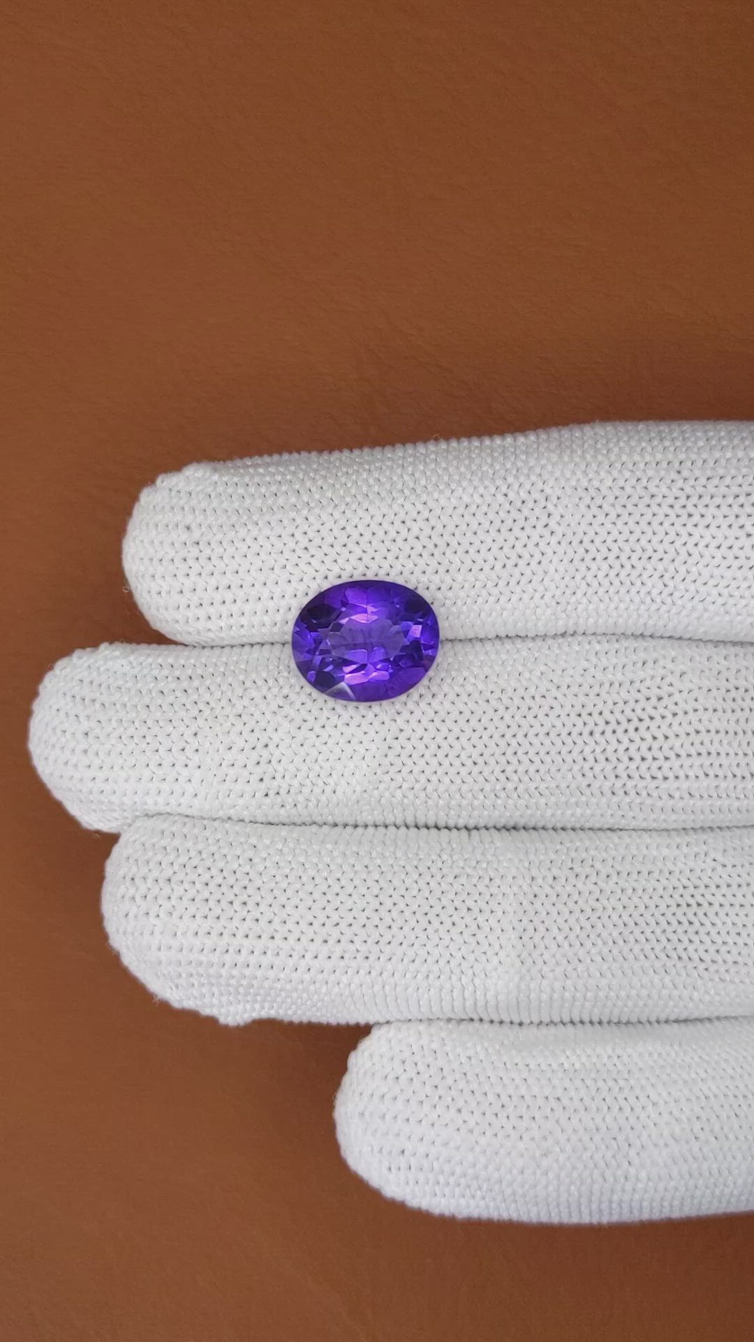 5.27 Ct. Purple Amethyst from Ceylon (Sri Lanka) Size Video
