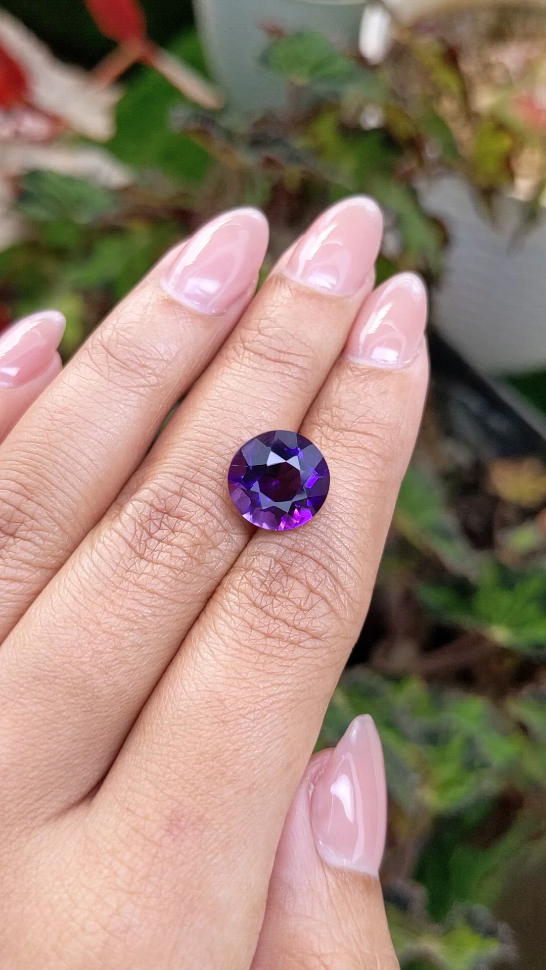 5.56 Ct. Purple Amethyst from Ceylon (Sri Lanka) Size Video
