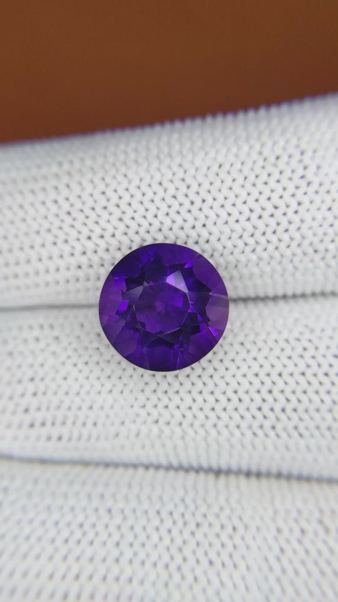 5.56 Ct. Purple Amethyst from Ceylon (Sri Lanka) Size Video