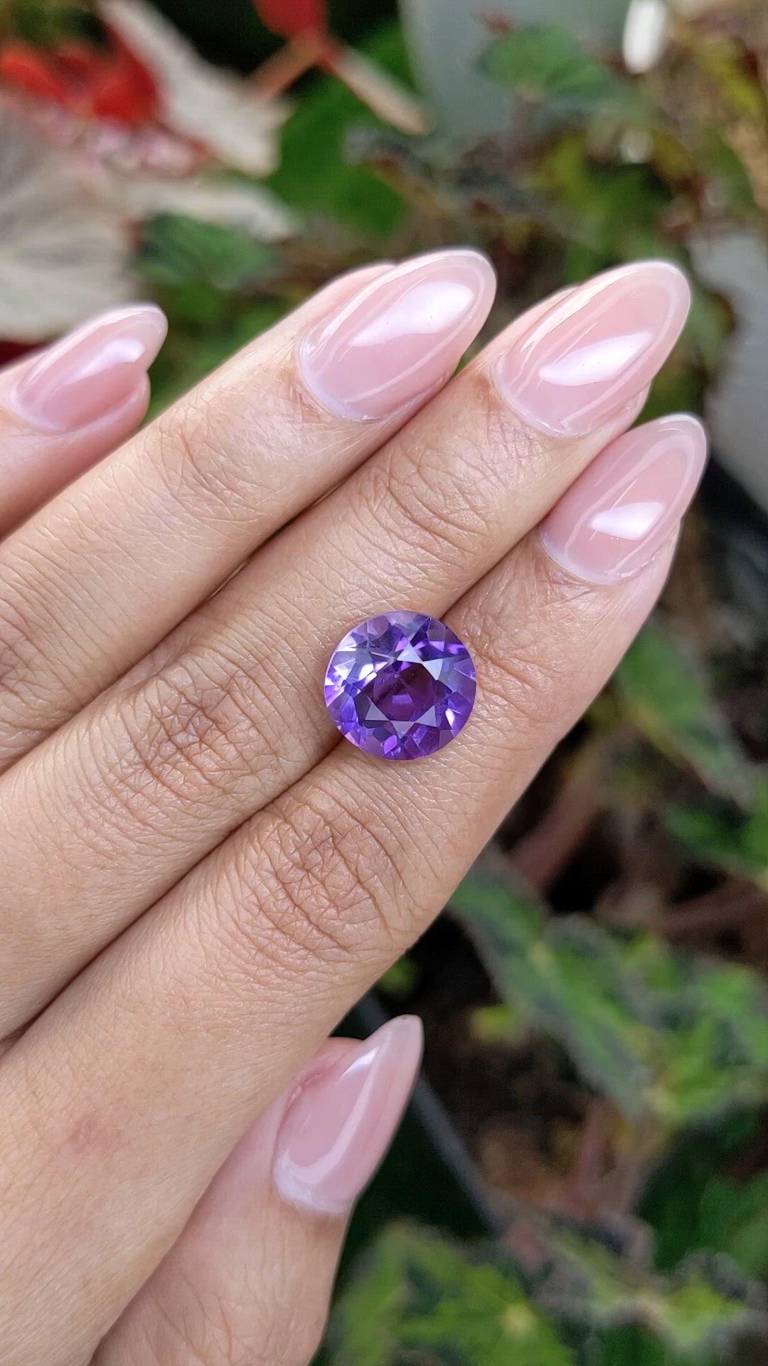 5.82 Ct. Purple Amethyst from Ceylon (Sri Lanka) Size Video