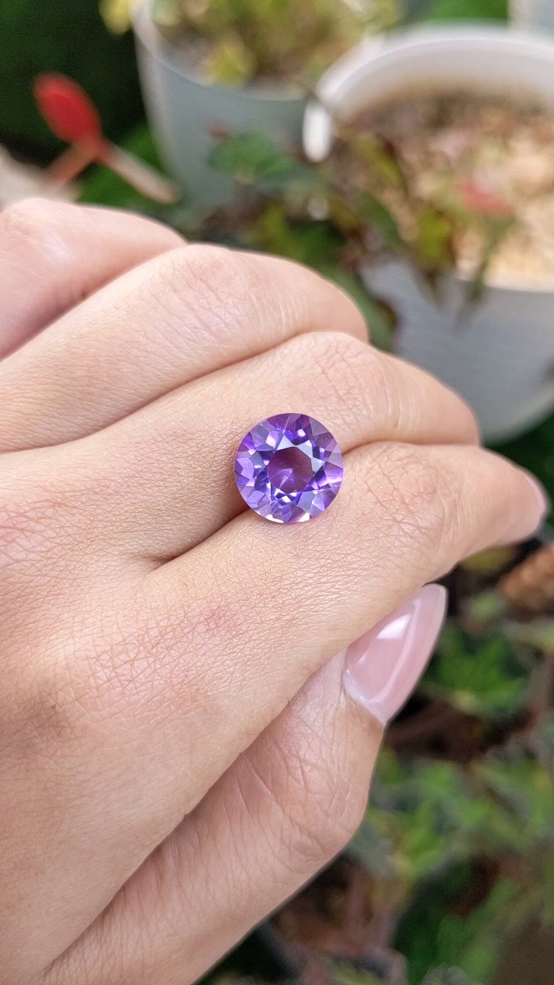 5.82 Ct. Purple Amethyst from Ceylon (Sri Lanka) Size Video