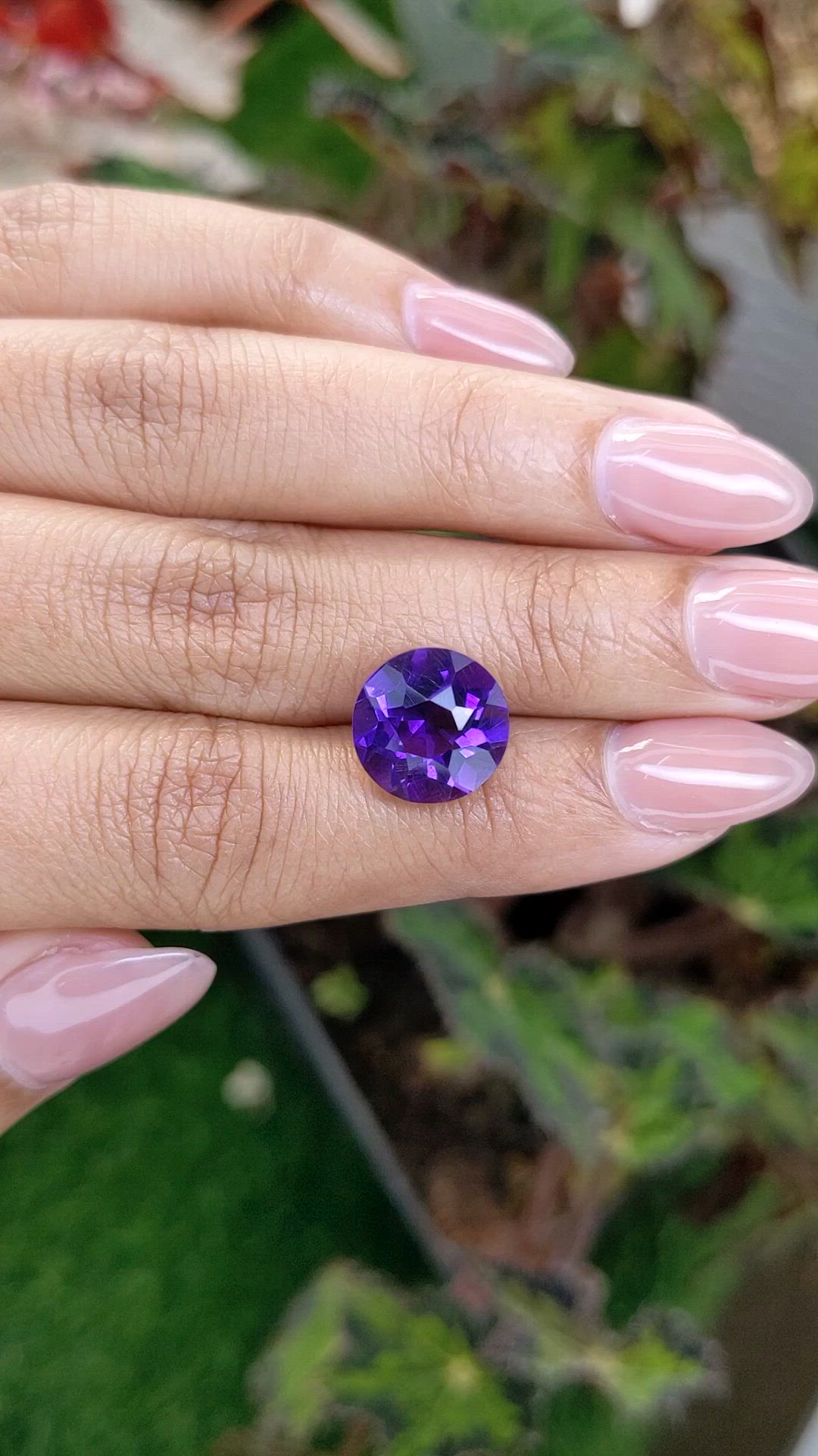 5.46 Ct. Purple Amethyst from Ceylon (Sri Lanka) Size Video