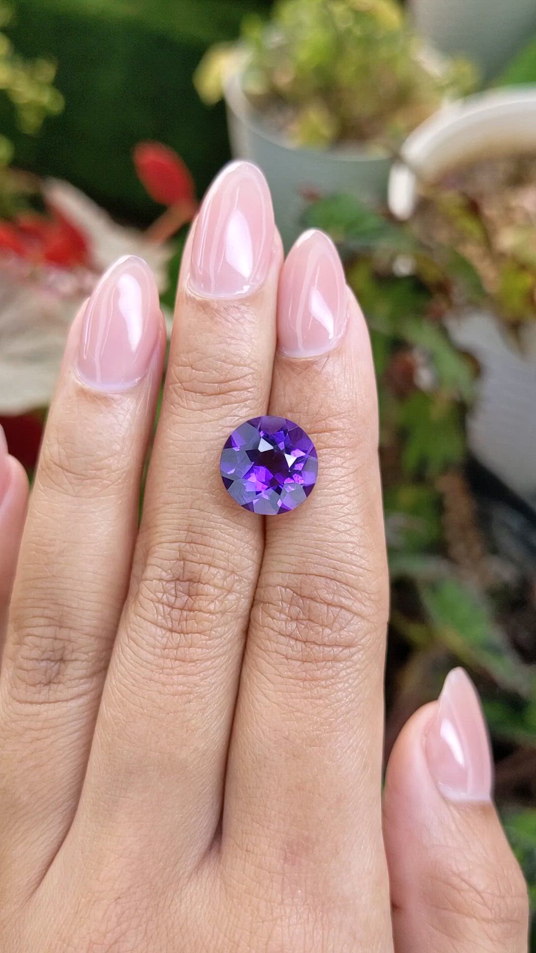 5.46 Ct. Purple Amethyst from Ceylon (Sri Lanka) Size Video