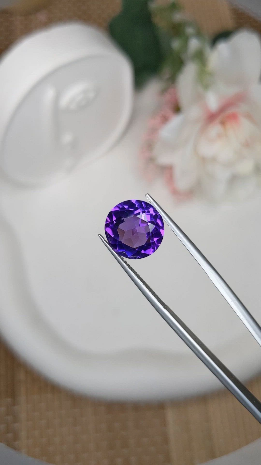 5.49 Ct. Purple Amethyst from Ceylon (Sri Lanka) Size Video