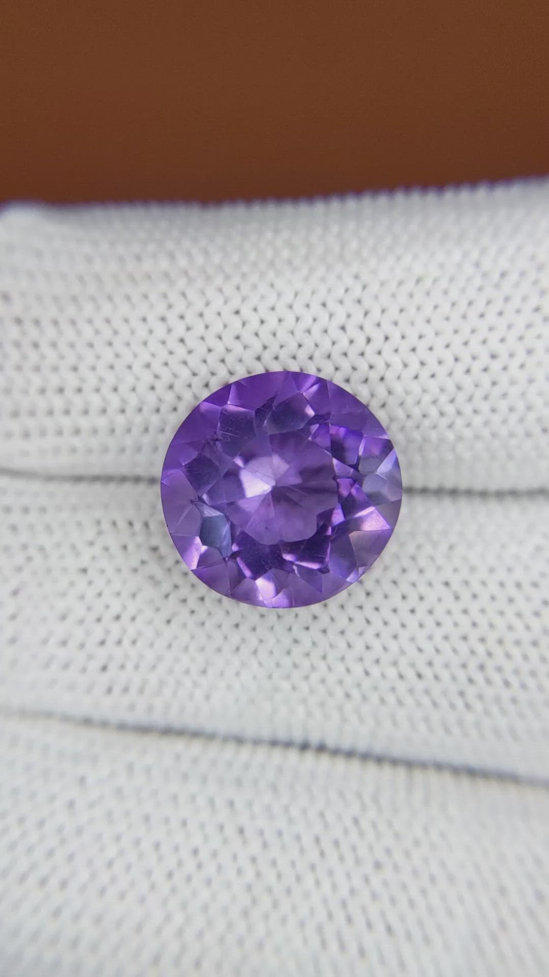 7.81 Ct. Purple Amethyst from Ceylon (Sri Lanka) Size Video