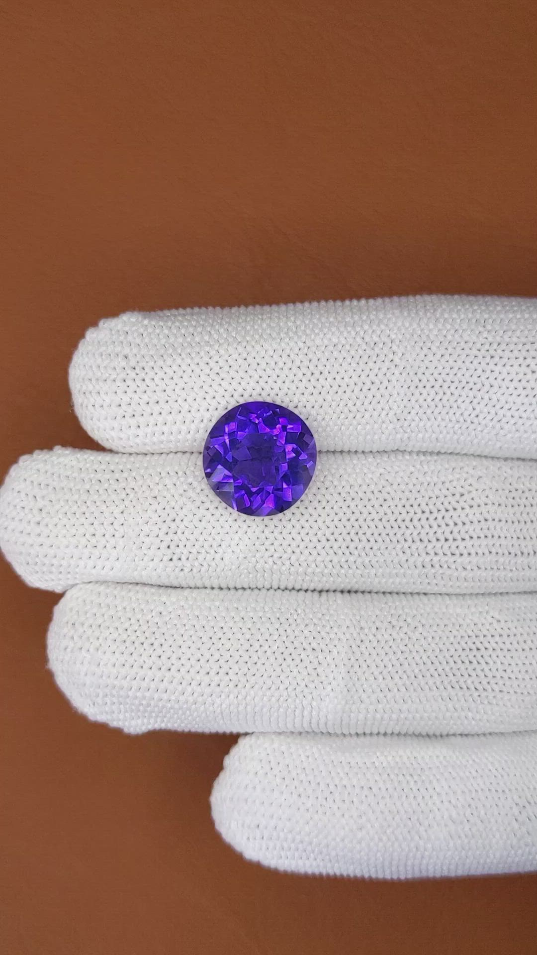 6.62 Ct. Purple Amethyst from Ceylon (Sri Lanka) Size Video