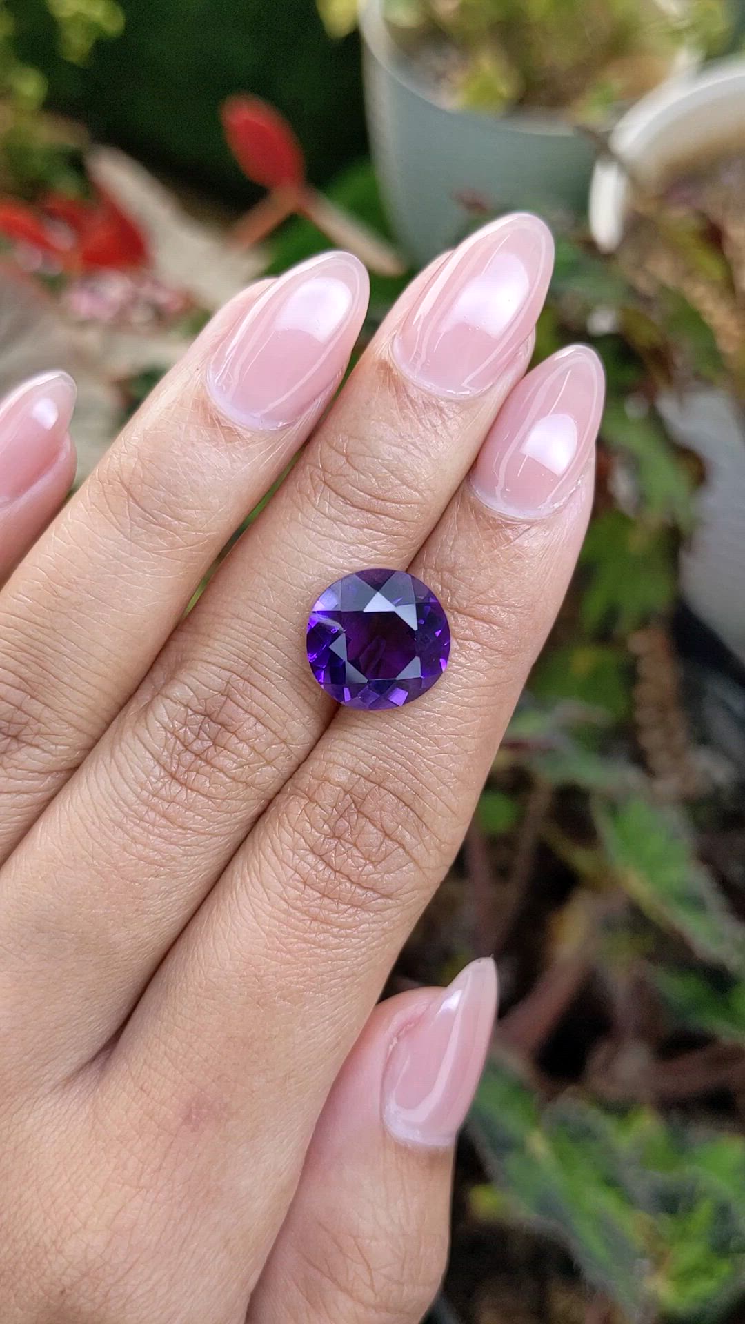 6.62 Ct. Purple Amethyst from Ceylon (Sri Lanka) Size Video