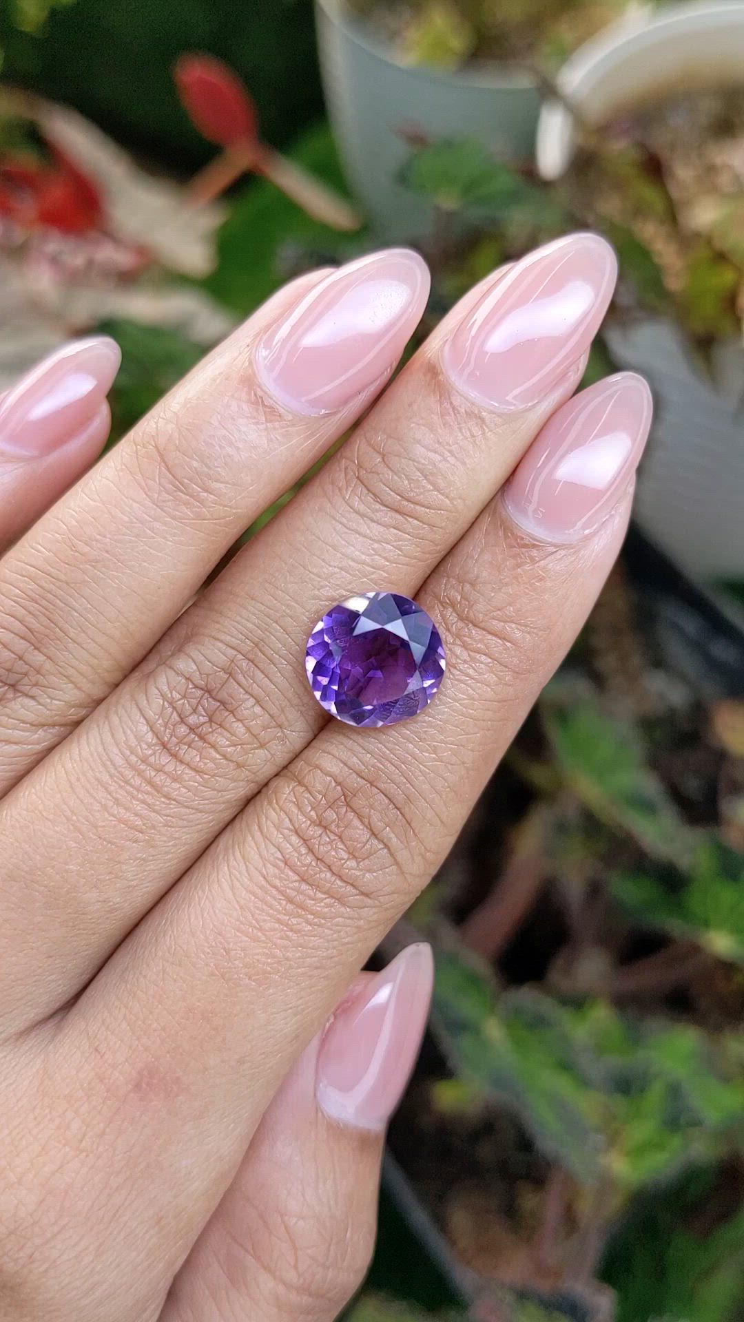 5.65 Ct. Purple Amethyst from Ceylon (Sri Lanka) Size Video