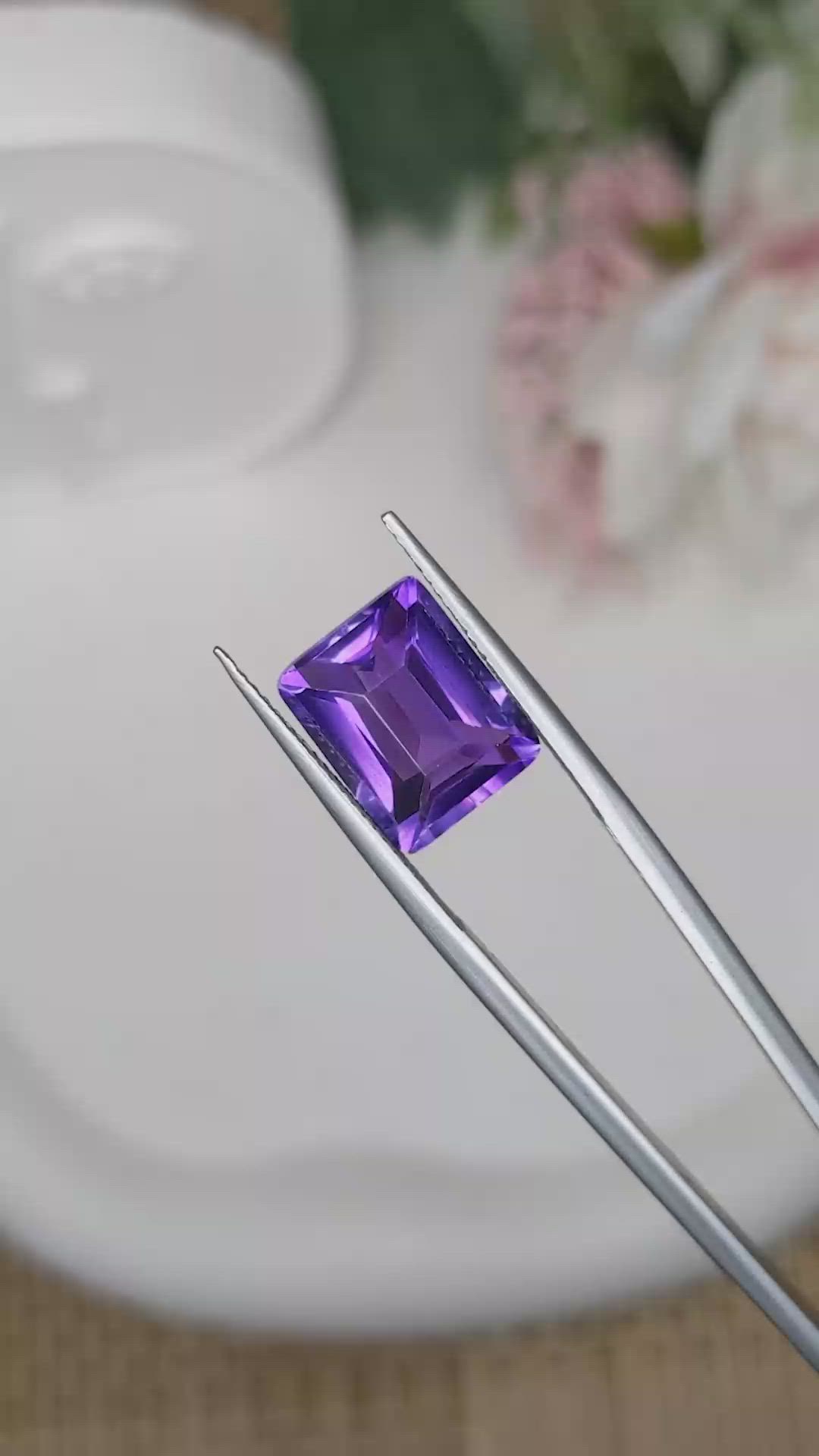 6.21 Ct. Purple Amethyst from Ceylon (Sri Lanka) Size Video