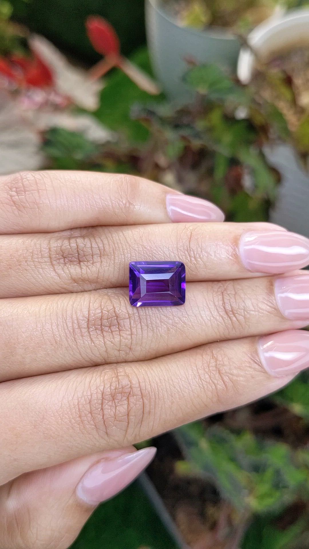 5.11 Ct. Purple Amethyst from Ceylon (Sri Lanka) Size Video