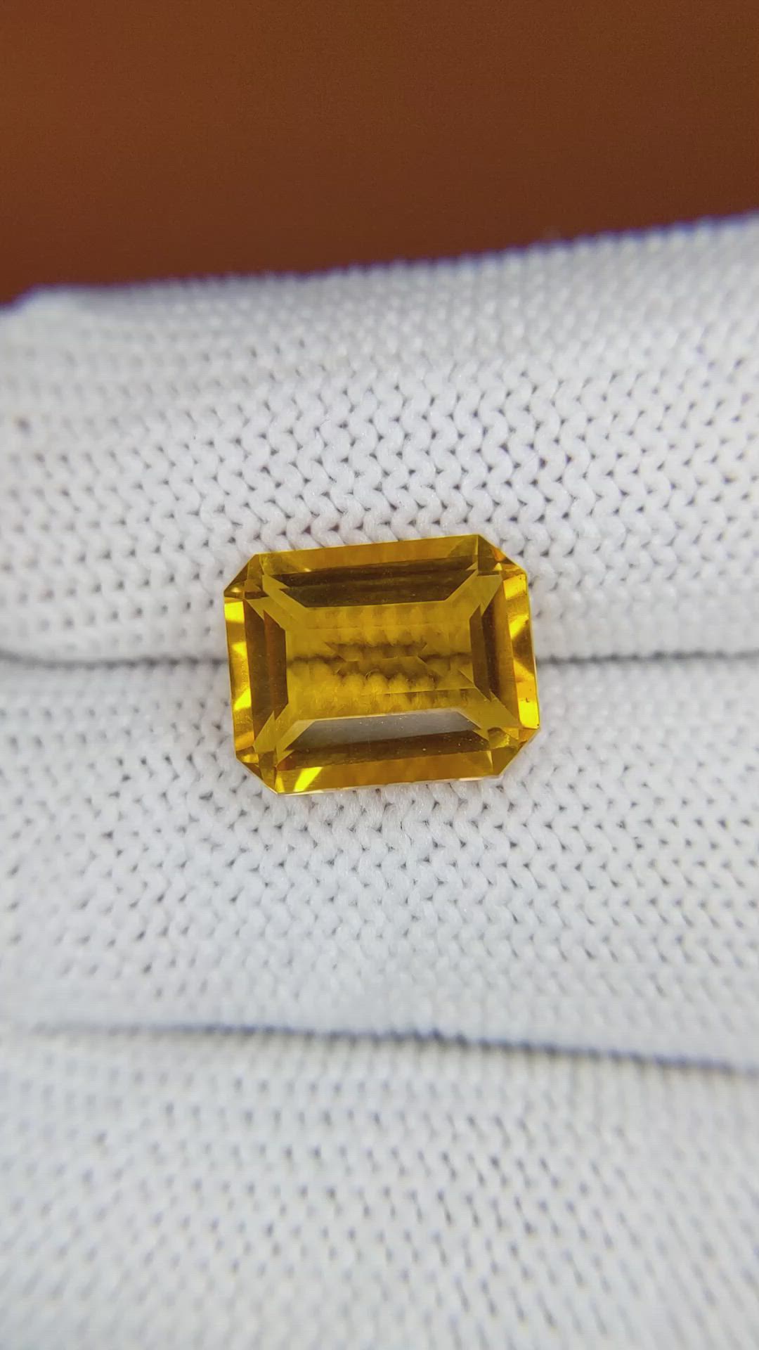5.21 Ct. Orangish Yellow Citrine from Ceylon (Sri Lanka) Size Video