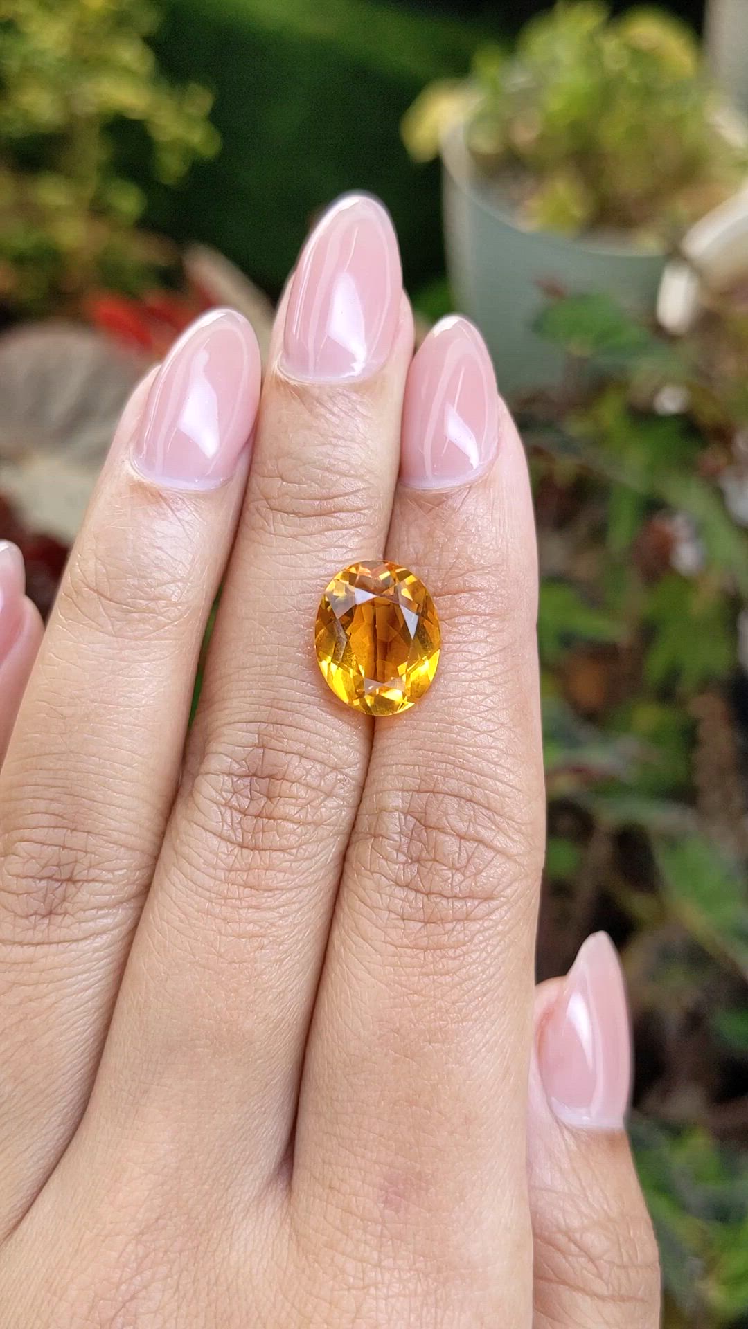 5.30 Ct. Golden Citrine from Ceylon (Sri Lanka) Size Video