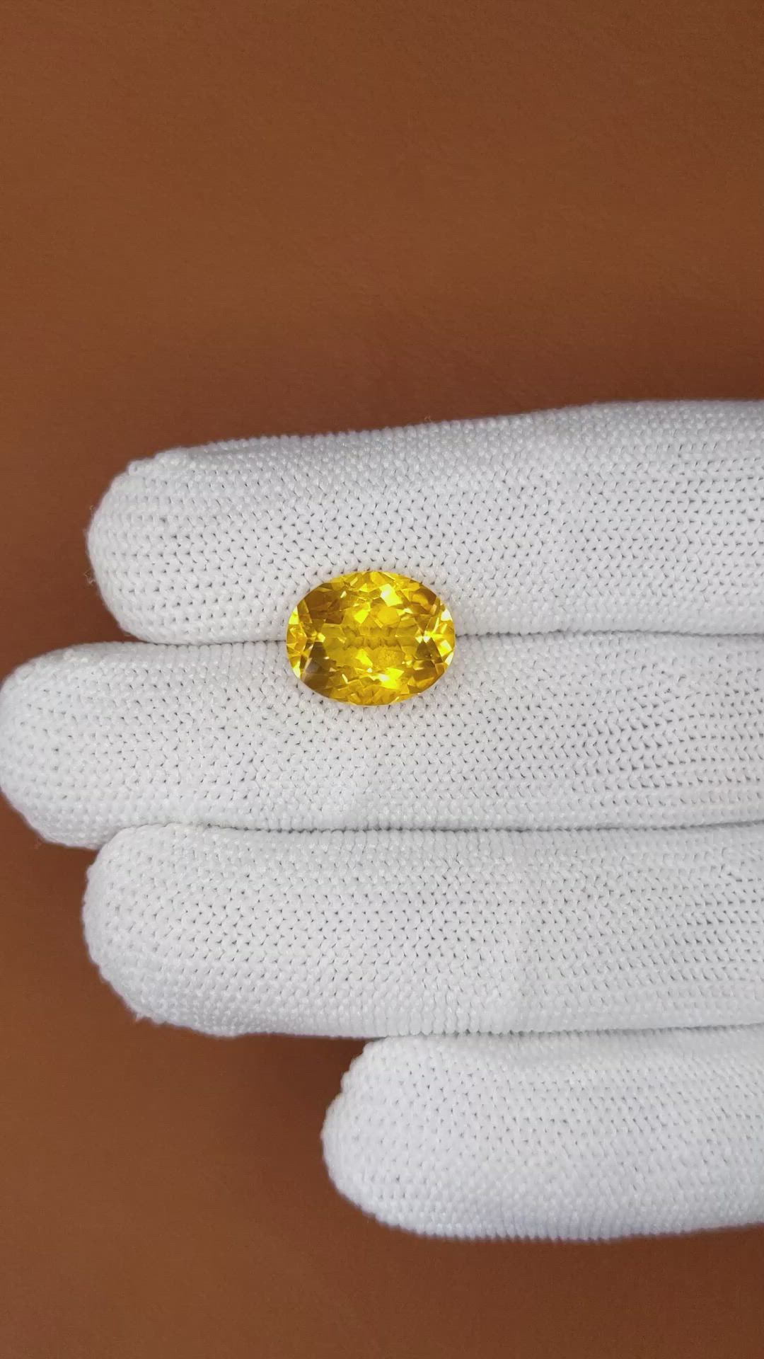 5.20 Ct. Yellow Citrine from Ceylon (Sri Lanka) Size Video