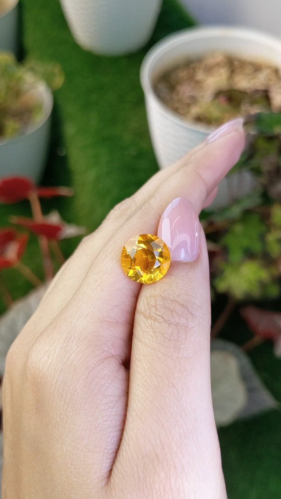 6.00 Ct. Yellow Citrine from Ceylon (Sri Lanka) Size Video