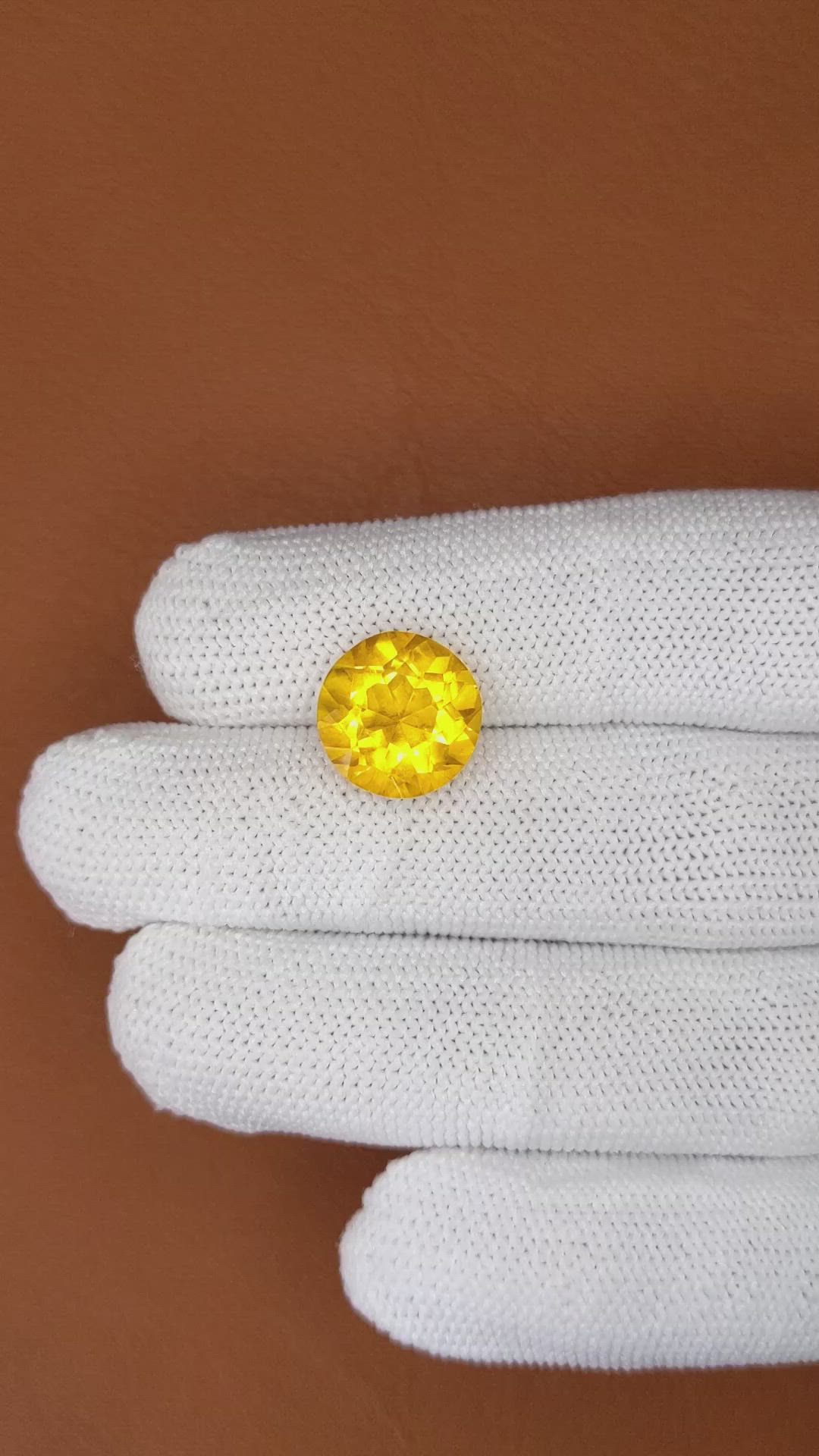 6.00 Ct. Yellow Citrine from Ceylon (Sri Lanka) Size Video