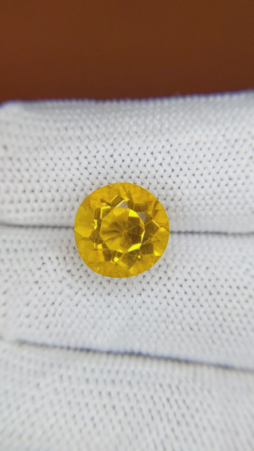 4.99 Ct. Yellow Citrine from Ceylon (Sri Lanka) Size Video