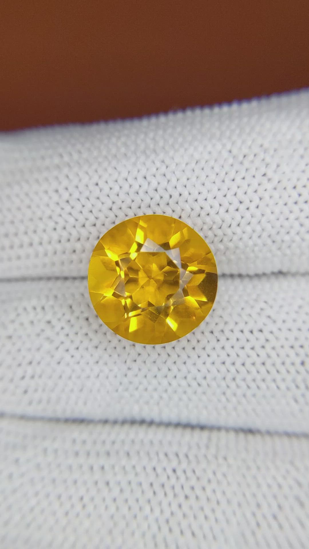 6.32 Ct. Yellow Citrine from Ceylon (Sri Lanka) Size Video