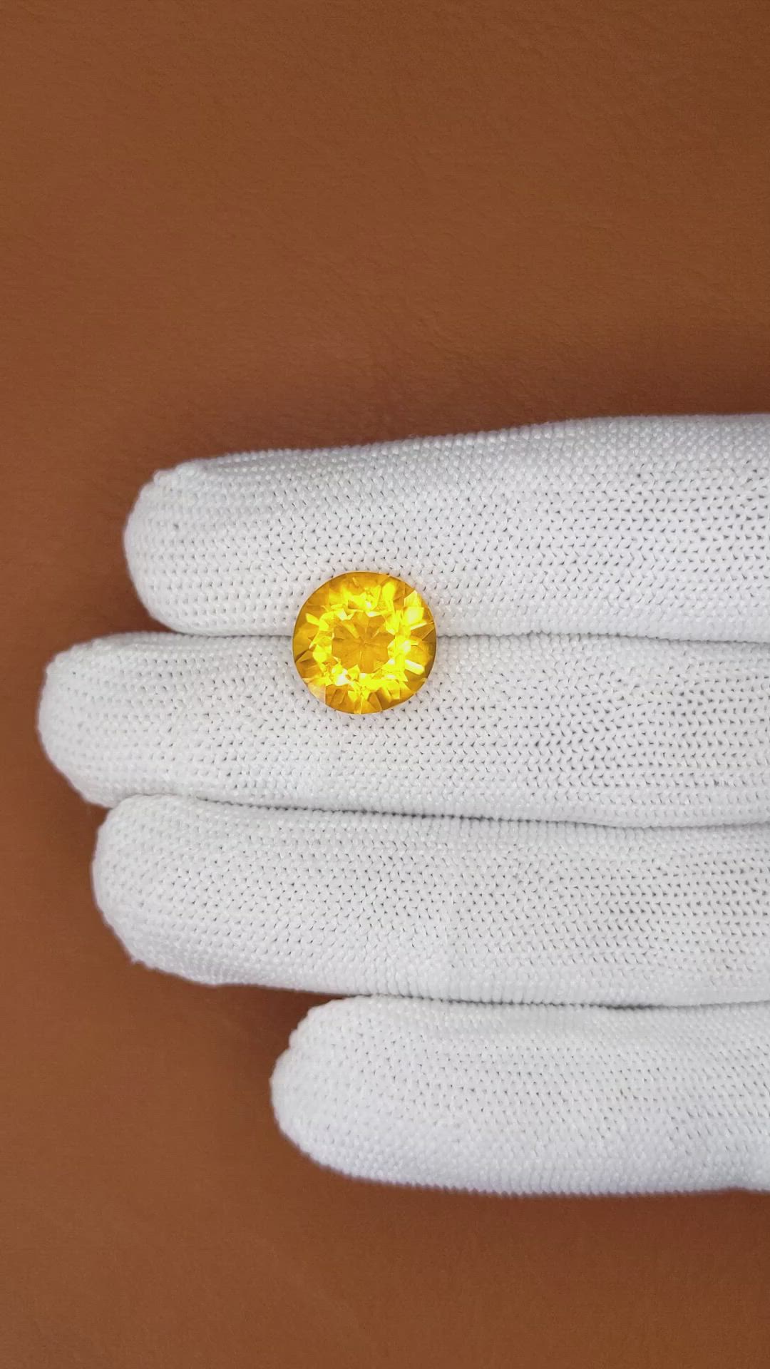 5.93 Ct. Yellow Citrine from Ceylon (Sri Lanka) Size Video