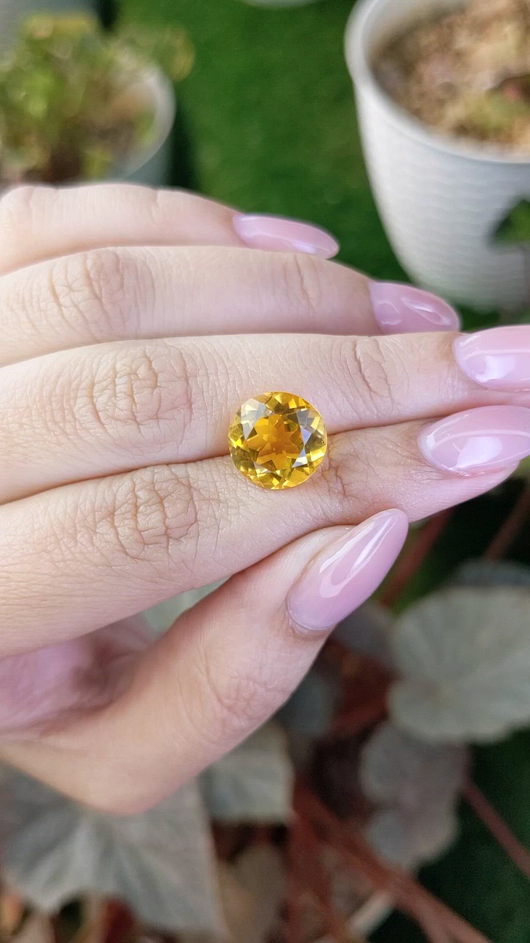 5.37 Ct. Yellow Citrine from Ceylon (Sri Lanka) Size Video