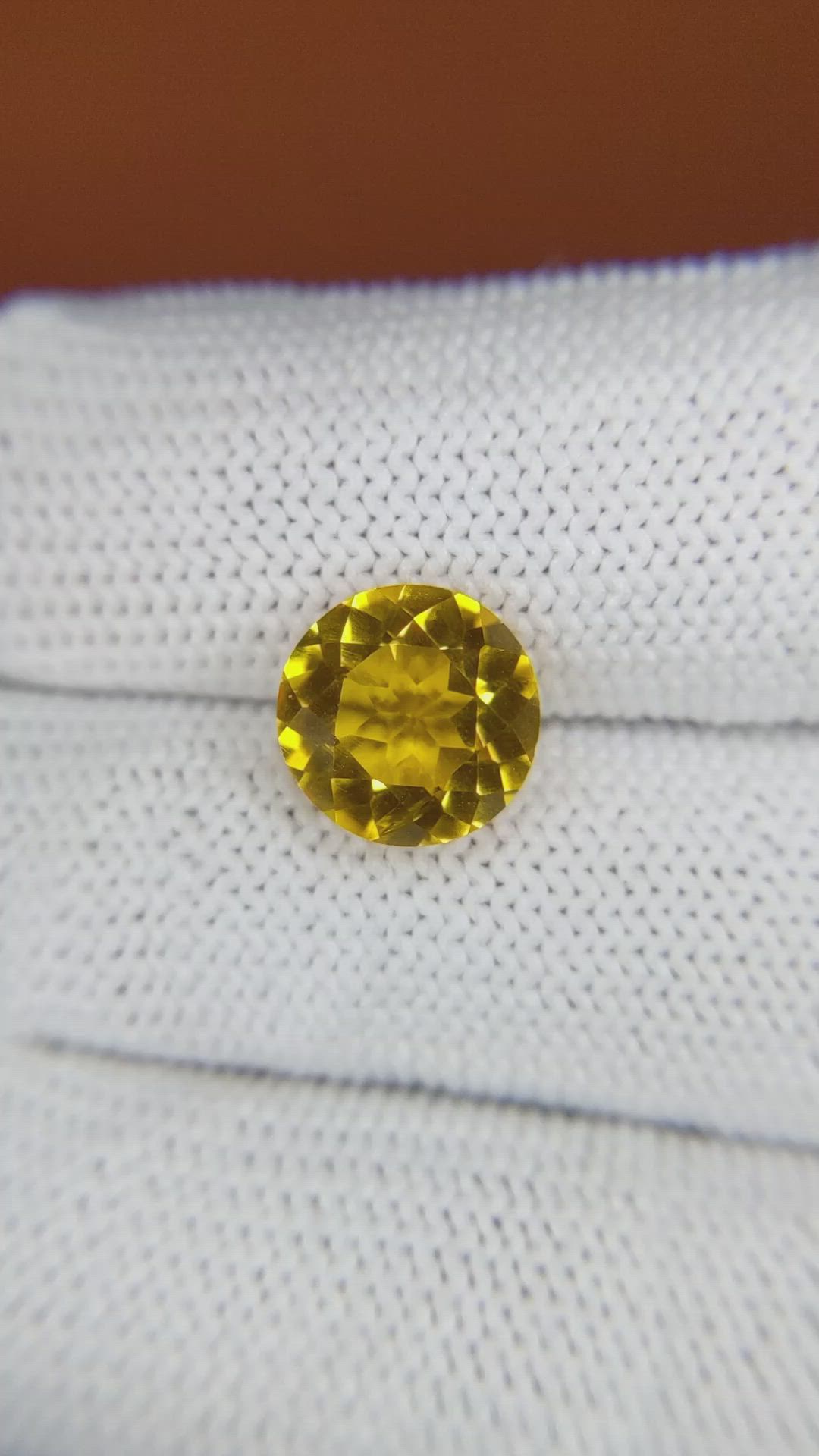 3.06 Ct. Yellow Citrine from Ceylon (Sri Lanka) Size Video