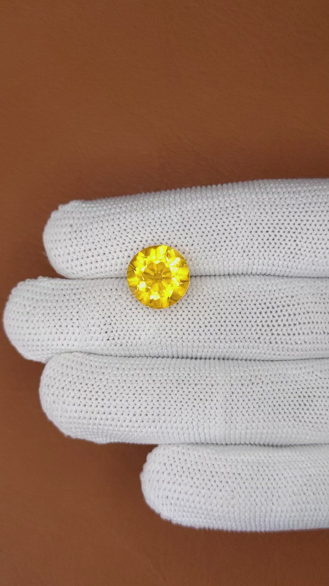 5.53 Ct. Yellow Citrine from Ceylon (Sri Lanka) Size Video