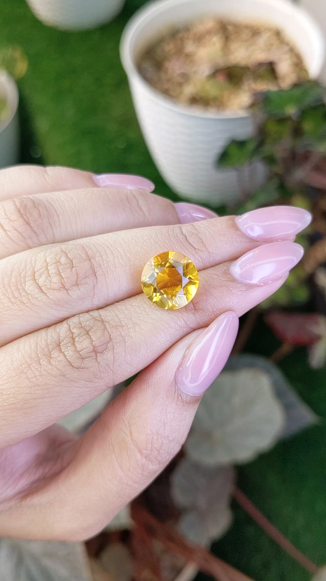 5.53 Ct. Yellow Citrine from Ceylon (Sri Lanka) Size Video