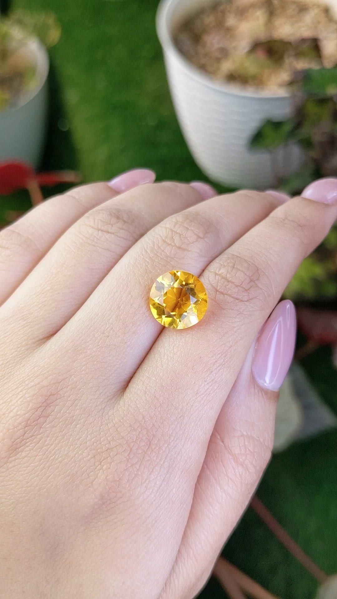 5.53 Ct. Yellow Citrine from Ceylon (Sri Lanka) Size Video