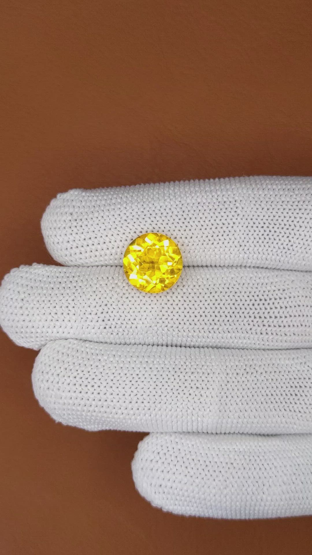 4.98 Ct. Yellow Citrine from Ceylon (Sri Lanka) Size Video