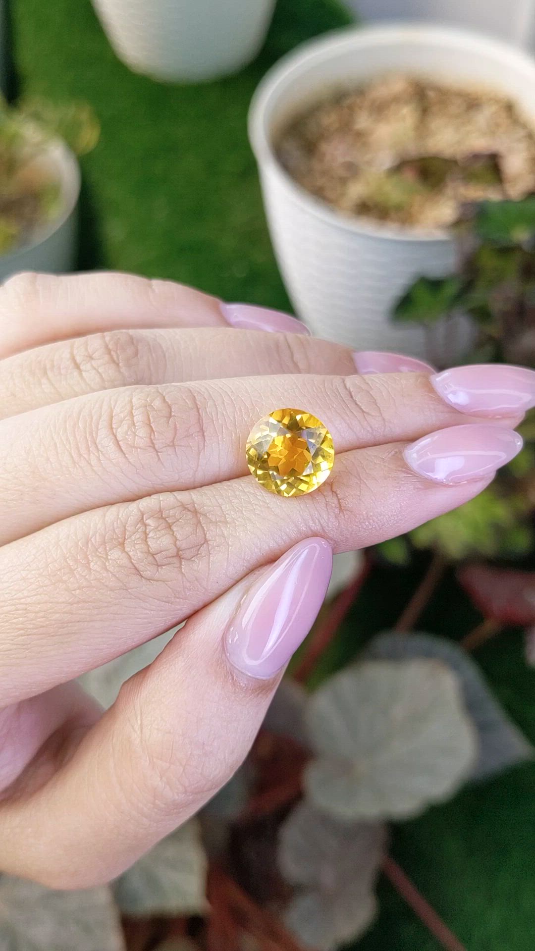 4.98 Ct. Yellow Citrine from Ceylon (Sri Lanka) Size Video