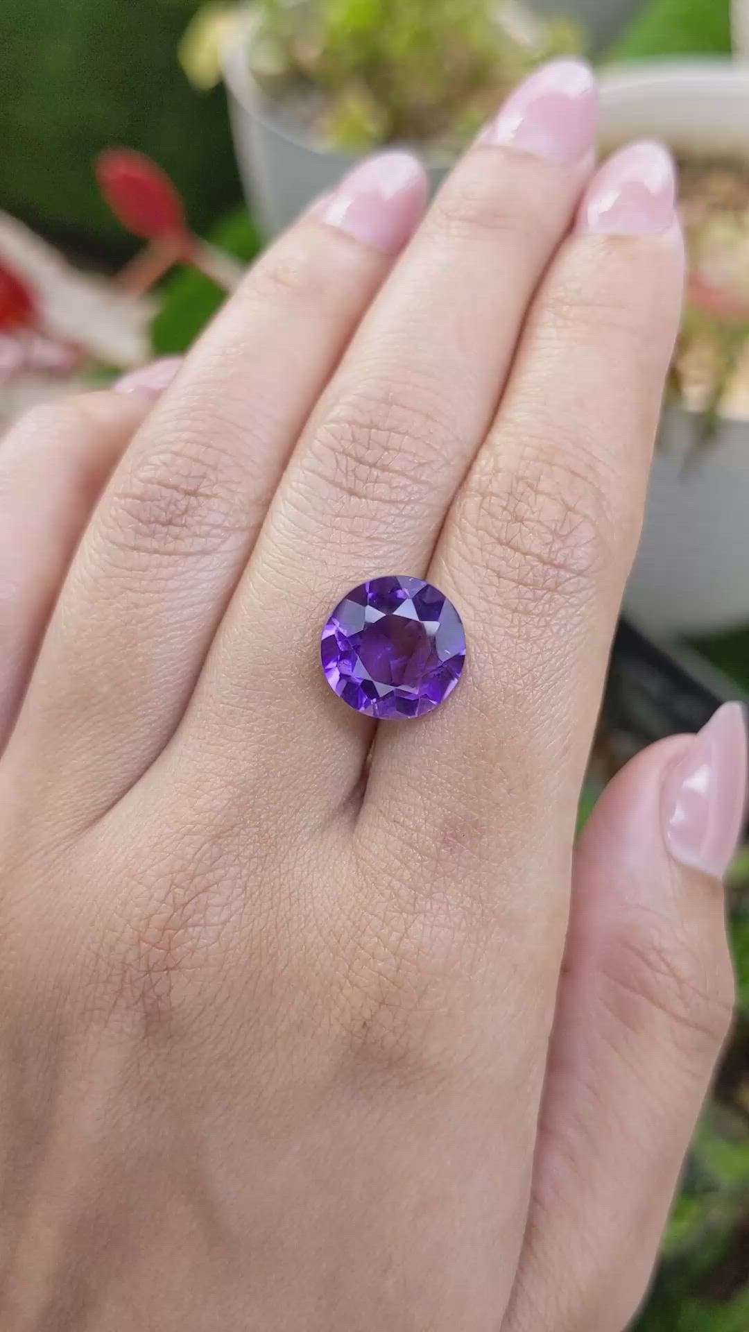 6.05 Ct. Purple Amethyst from Ceylon (Sri Lanka) Size Video