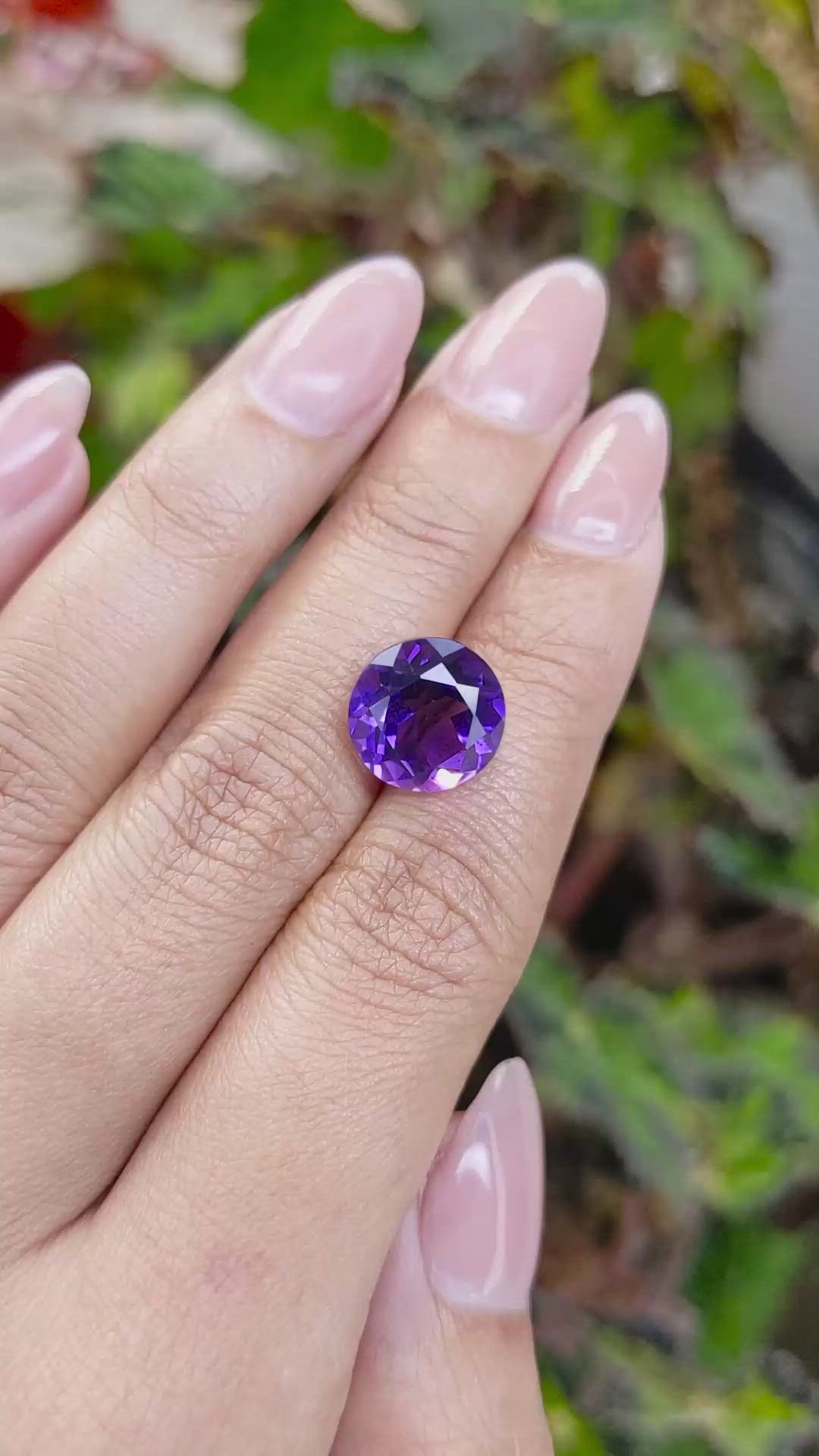 5.26 Ct. Purple Amethyst from Ceylon (Sri Lanka) Size Video