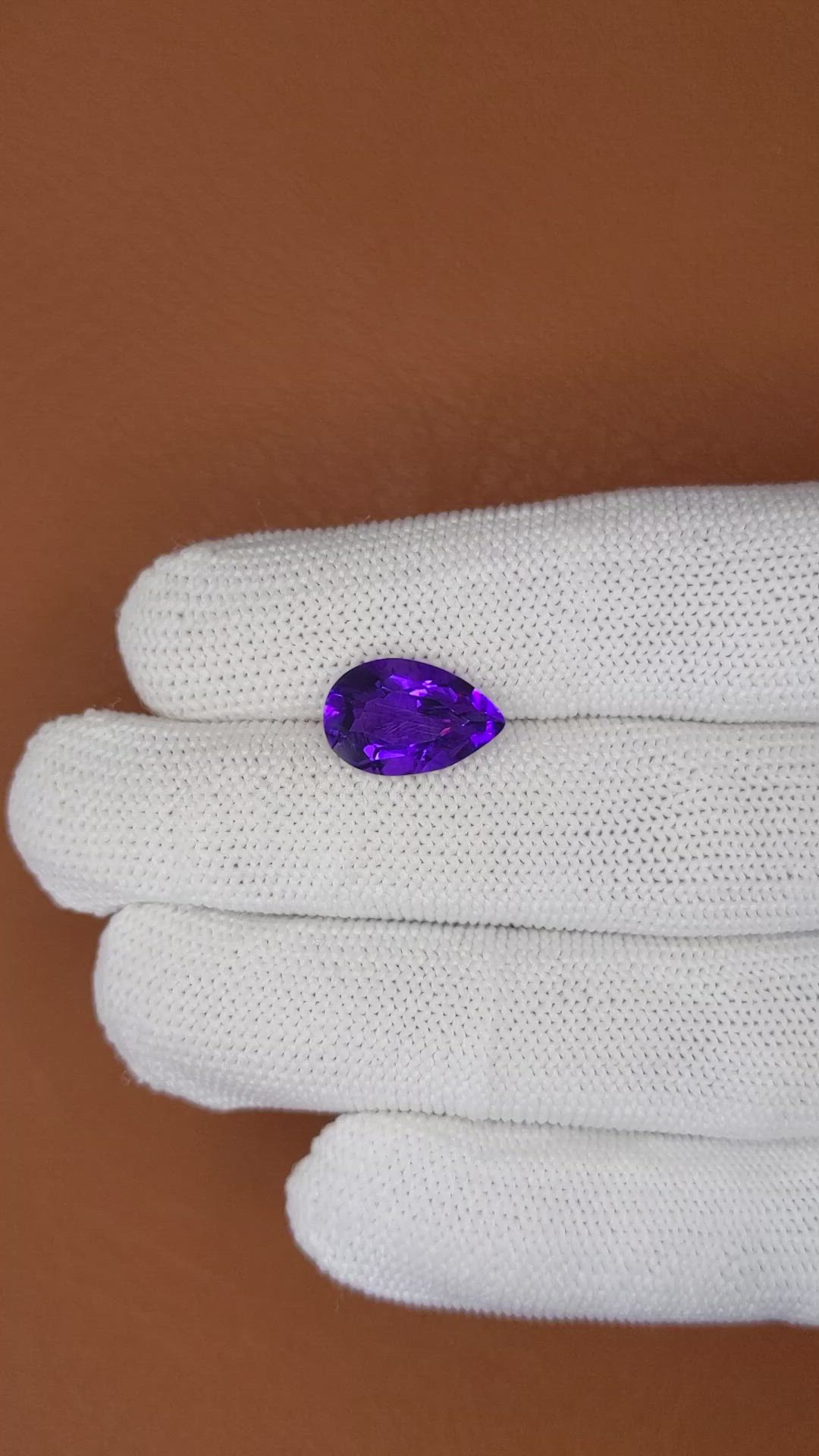 4.43 Ct. Purple Amethyst from Ceylon (Sri Lanka) Size Video