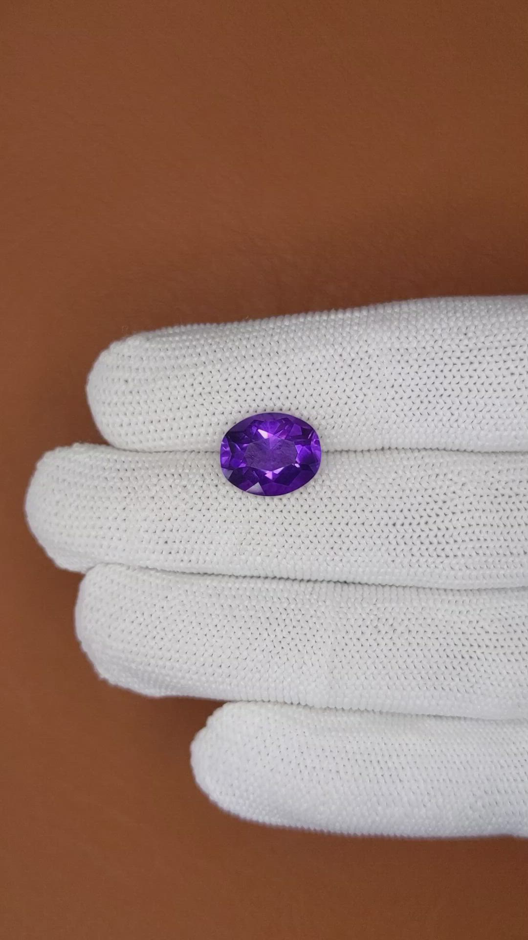 4.32 Ct. Purple Amethyst from Ceylon (Sri Lanka) Size Video