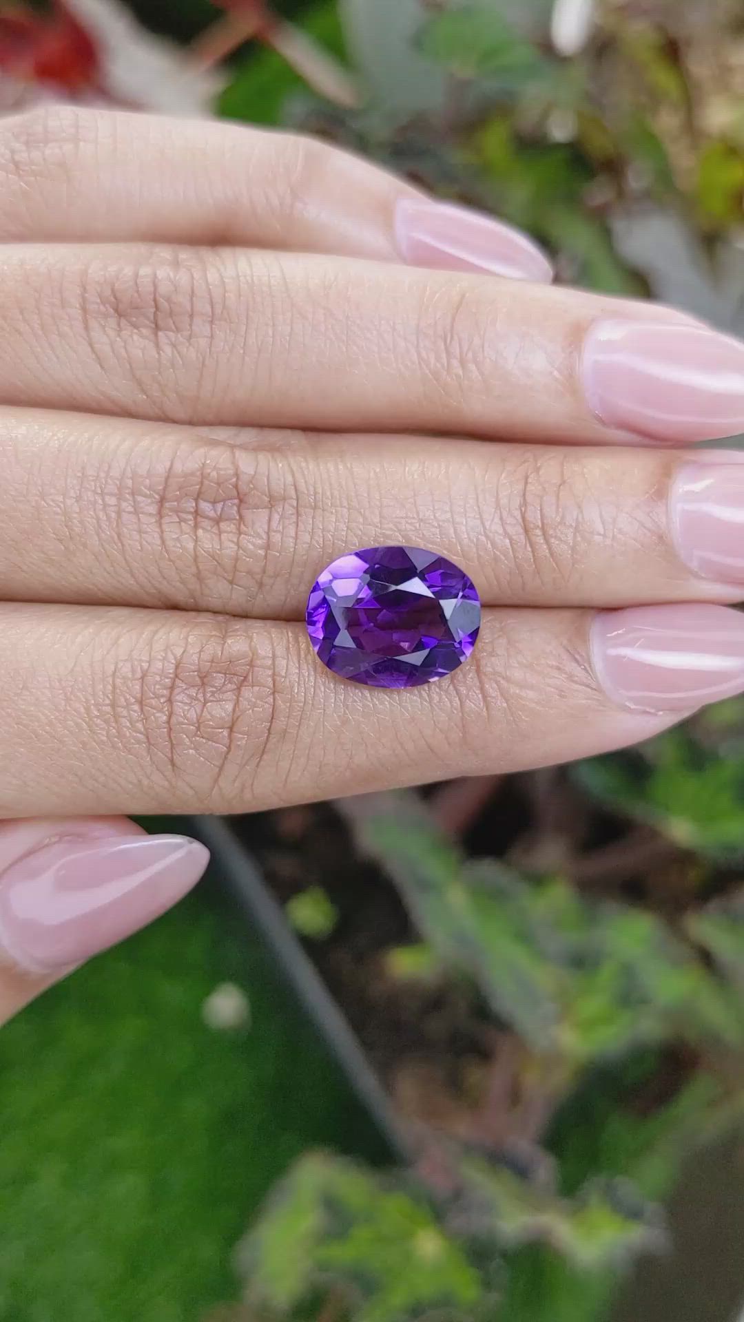 6.41 Ct. Purple Amethyst from Ceylon (Sri Lanka) Size Video